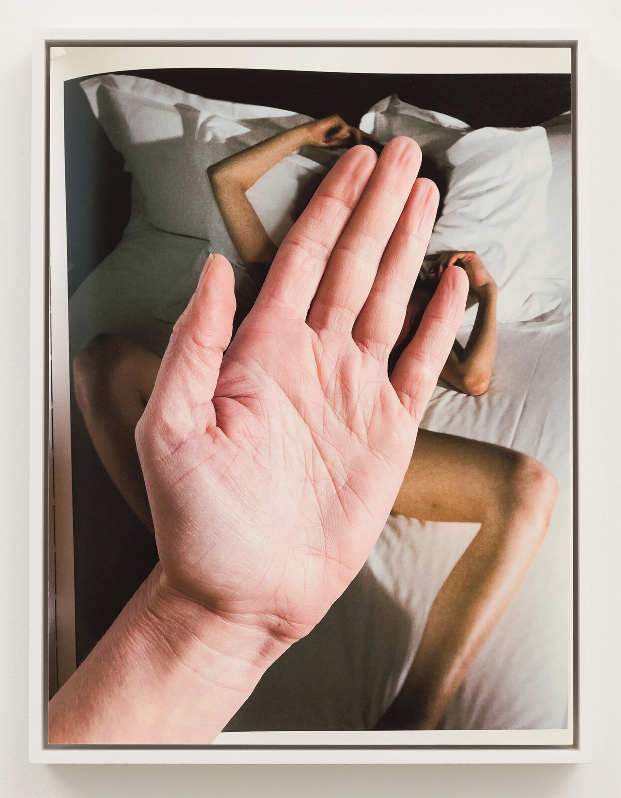 Dicke_HANDLE HER (Between Sheets and Covers), 2019_AD1078.jpg