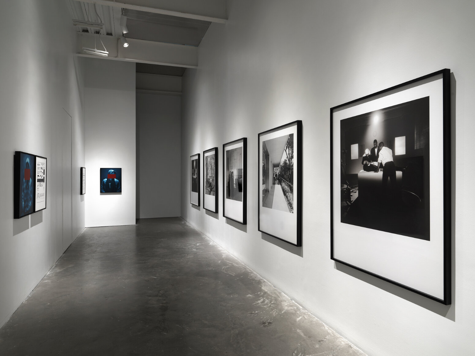  “Grief and Grievance: Art and Mourning in America,” 2021. Exhibition view: New Museum, New York. Photo: Dario Lasagni&nbsp; 