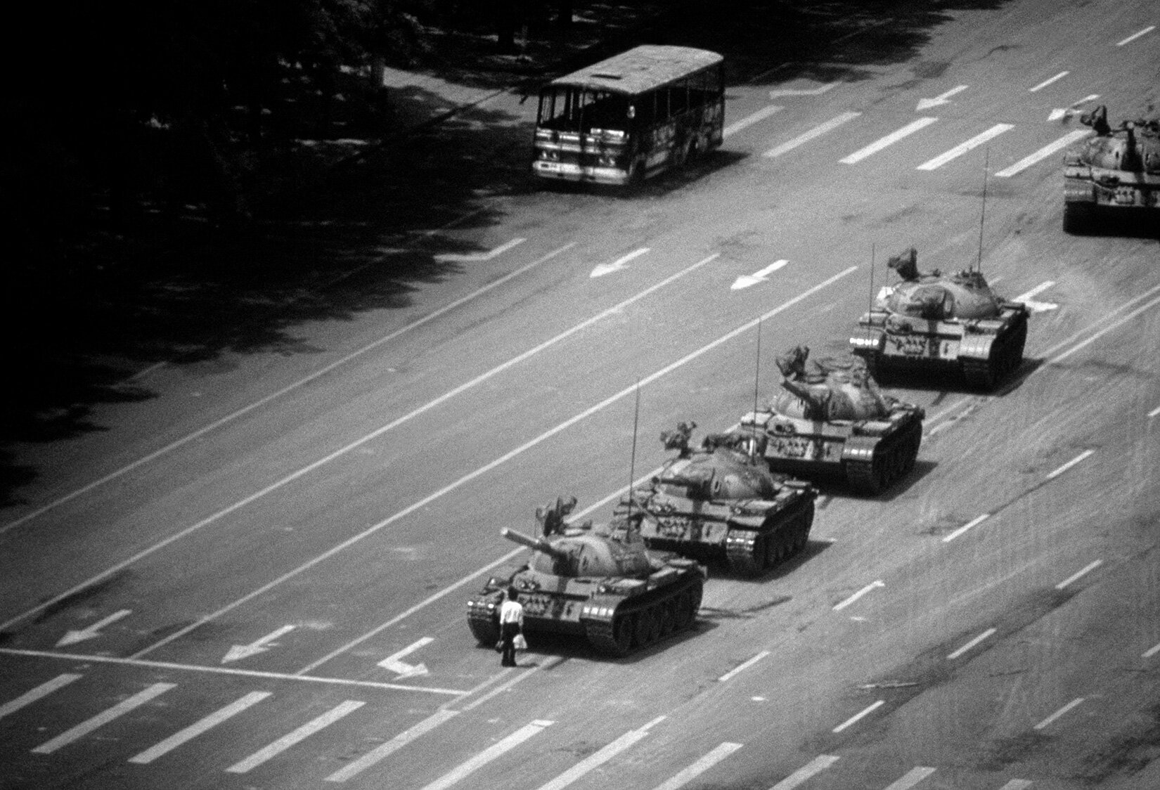  STUART FRANKLIN/MAGNUM PHOTOS 'The tank man'. Tiananmen Square, Beijing, China. June 4, 1989. 