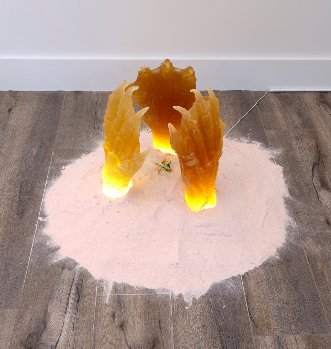  Sula Bermúdez-Silverman   Ladies in the Ring , 2021 Glass, isomalt sugar, himalayan salt, LED light Dimensions variable. Each sculpture approximately 15 x 5 x 10 inches Photo by Julian Calero Courtesy of Make Room Los Angeles  