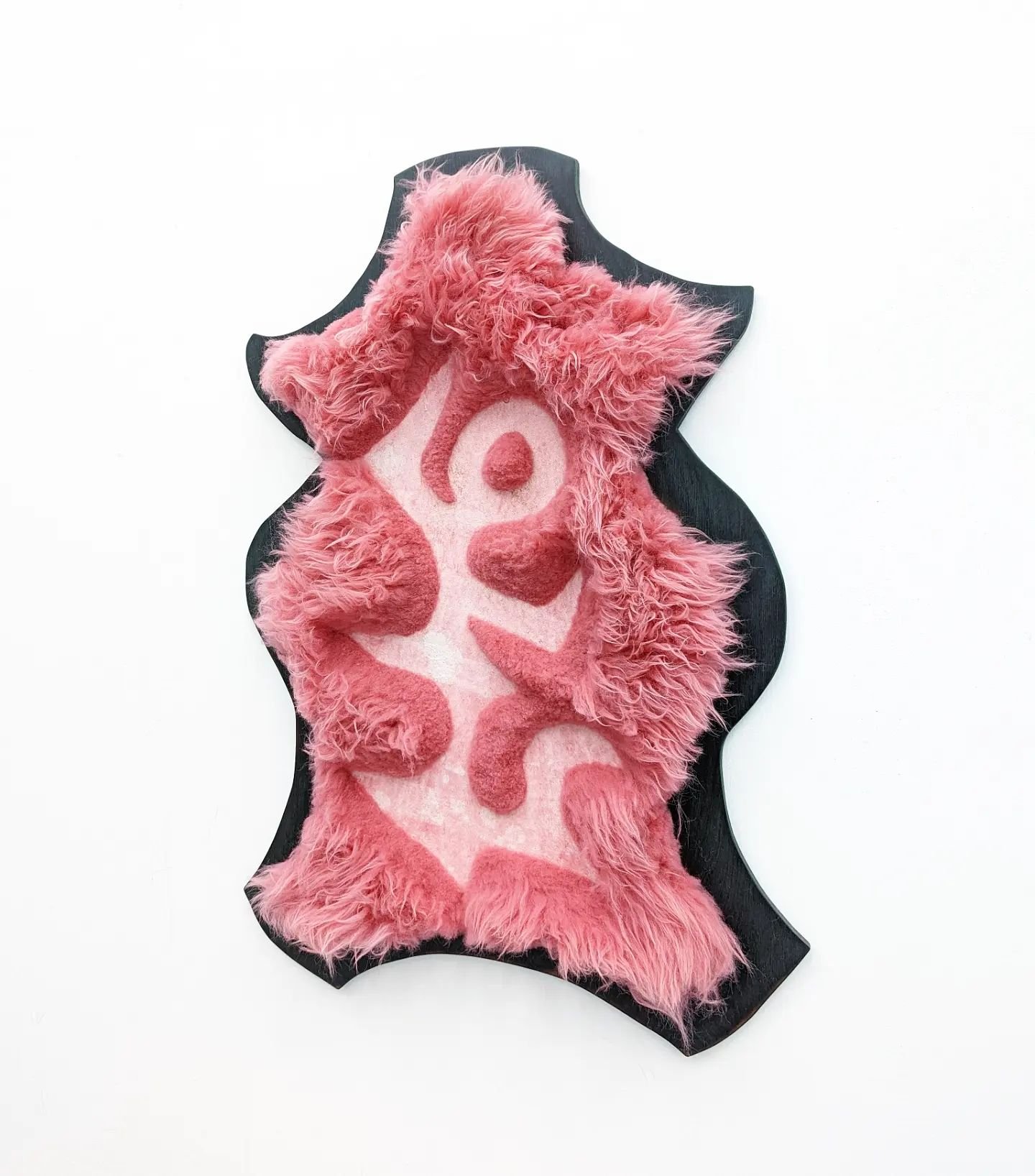  Paul Ferens  One in the pink two in the stink , 2022 Fur, plywood, oil 90 x 60 cm 600 € Artwork location: Berlin 