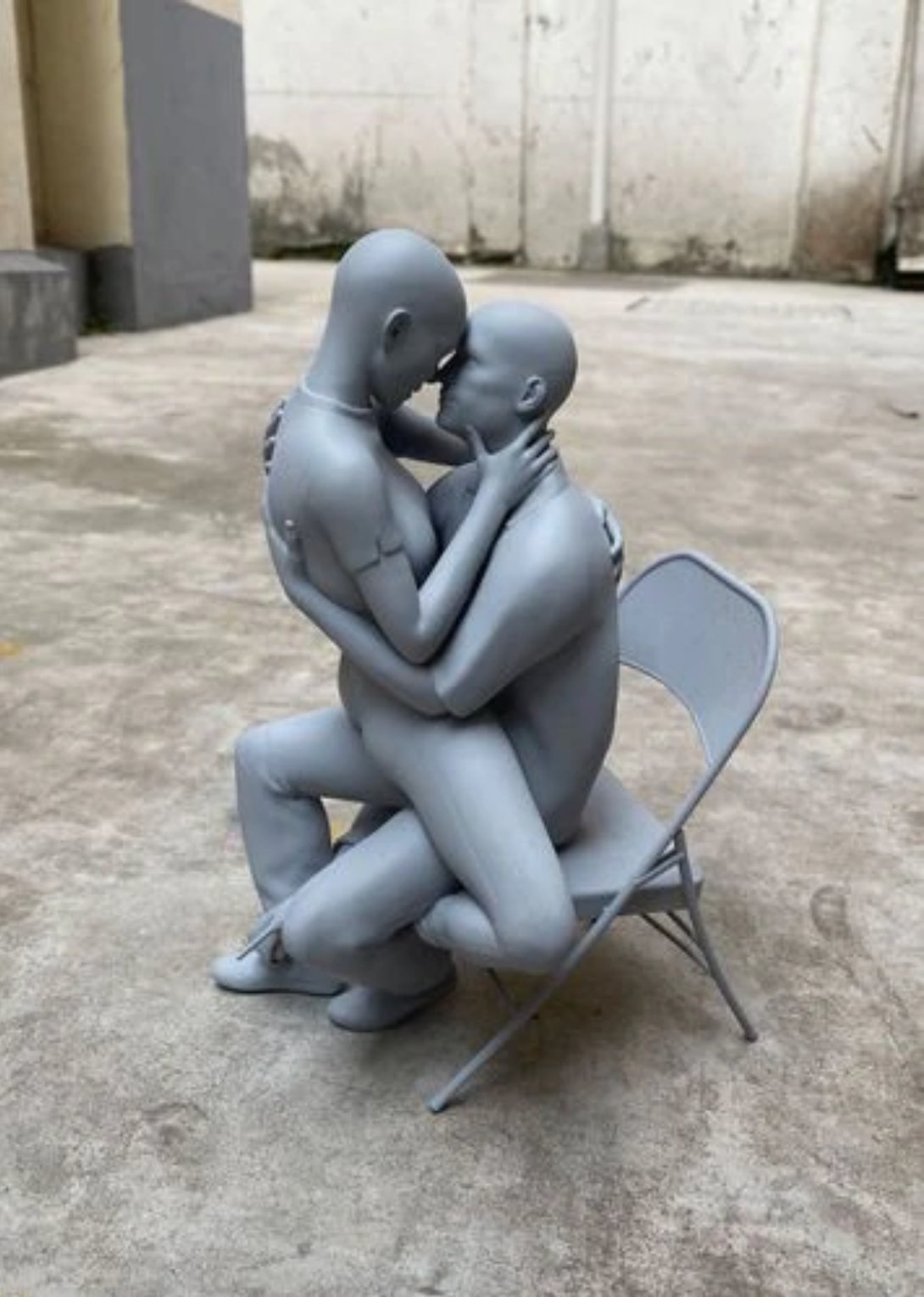  Nik Kosmas   Lovers , 2022 3D Print 20 cm 120 € Artwork location: Oaxaca 