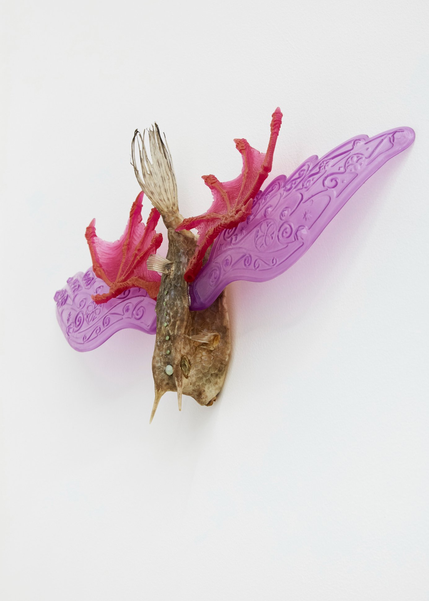  Julie Maurin  You a Fairy , 2021 Lactoria cornuta fish, Swarovski strass, two pairs of plastic wings 41 x 23 x 5 cm 200 € Artwork location: London 