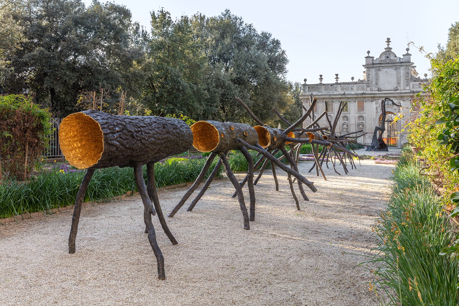  Giuseppe Penone. Gesti universali, Installation view, Giardino della meridiana, Galleria Borghese, Roma - ph. S. Pellion © Galleria Borghese 