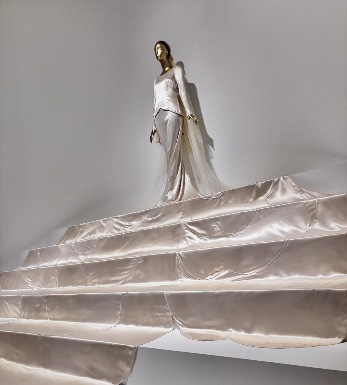 Yesterday, before the Met Gala, we got a special preview of the @metmuseum Costume Institute&rsquo;s Spring 2024 exhibition &lsquo;Sleeping Beauties: Reawakening Fashion.&rsquo; This is what all the pomp and circumstance is all about. A true multi-se