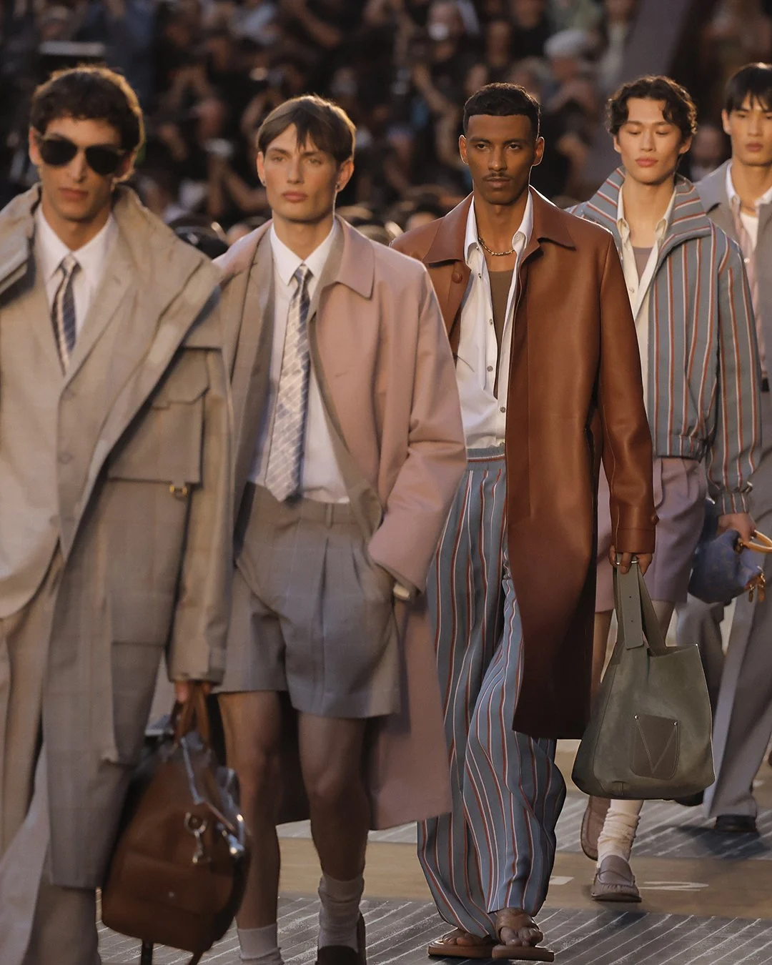LOUIS VUITTON MENrsquo;S SPRING SUMMER 2026 SHOW FINALE 2.jpg