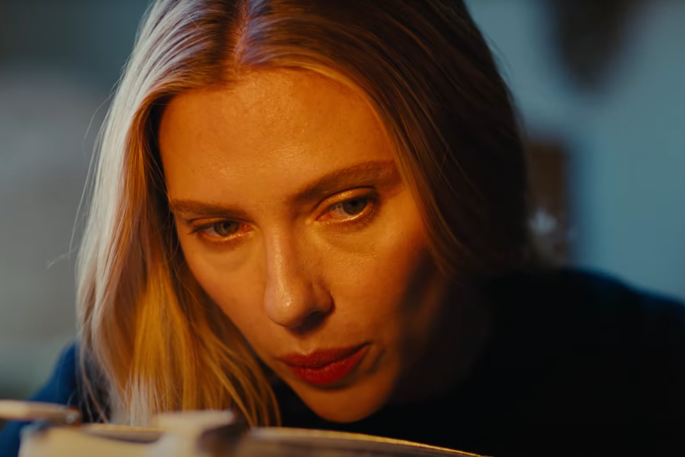 Scarlett Johansson for the Prada Galleria Bag By Yorgos Lanthimos