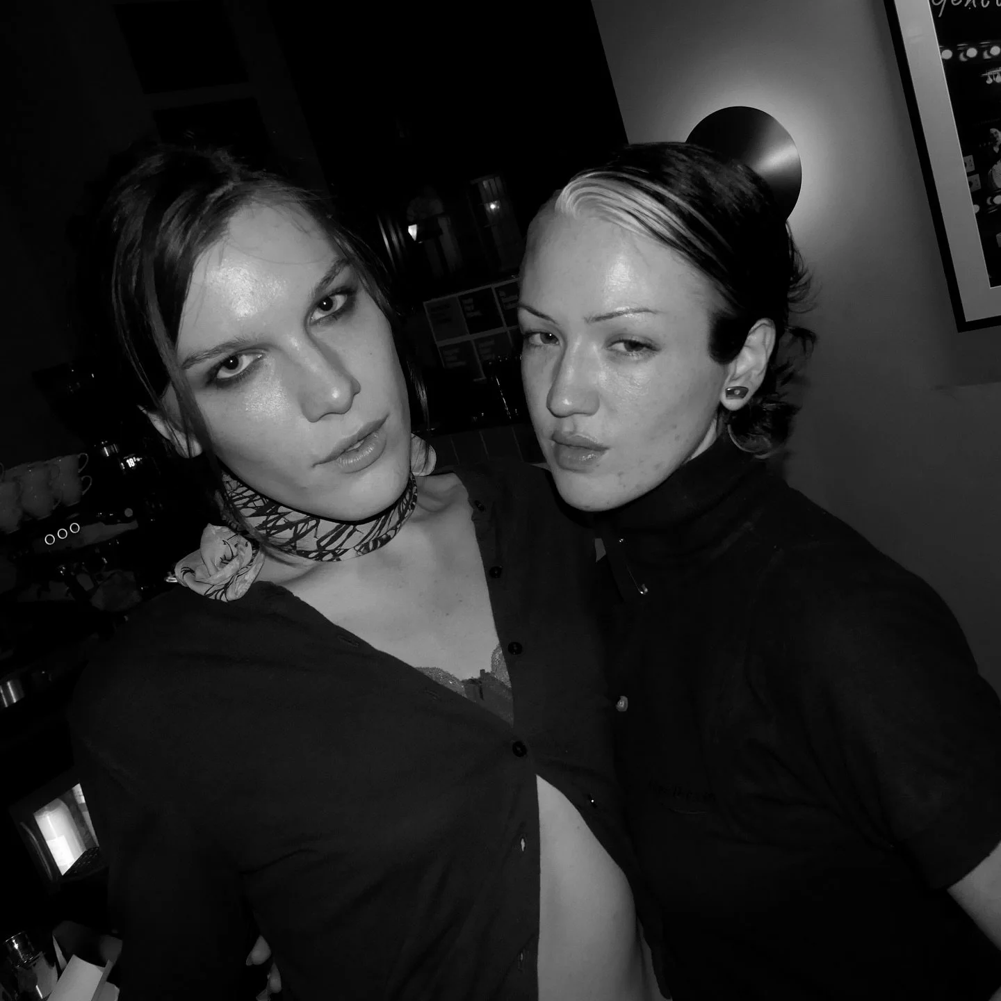 This weekend in London, @betsyjohnson_ and @____dax______ 

On the occasion of Frieze Week, AUTRE celebrated its FW25 issue with a private cocktail reception at the brand new Sir Devonshire Square Hotel housed in an old spice and silk warehouse in Ea