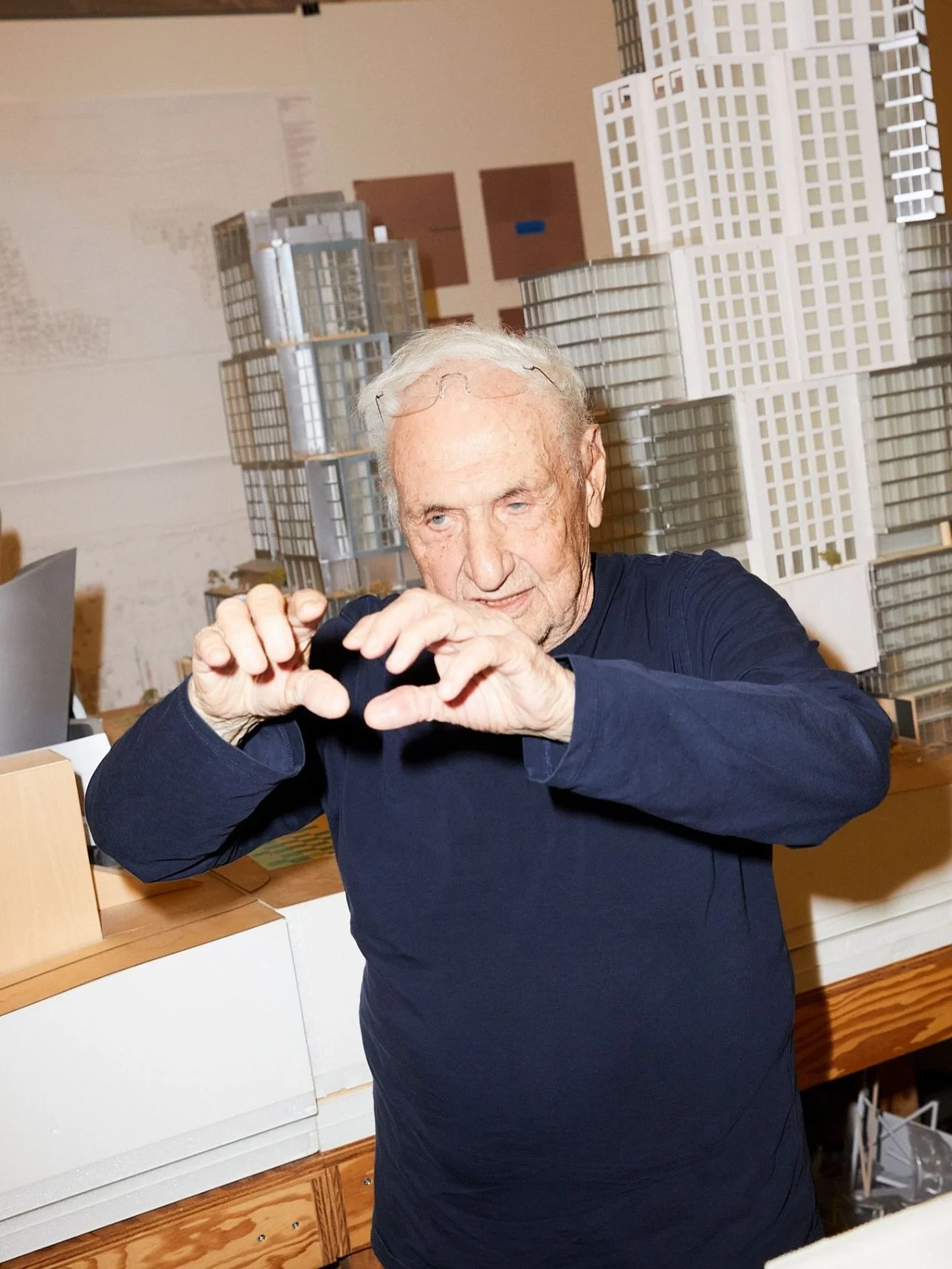 &ldquo;If my artist friends can make art out of anything, and architecture is art, I can make architecture out of anything.&rdquo; Frank Gehry (1929&ndash;2025) 

Quote from our interview of Frank Gehry - SS23 &ldquo;Utopia.&rdquo; Photographs by @ma