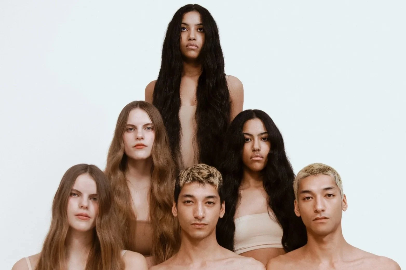 Twins: An Editorial by Debora Brune &amp; Sophie Ozra Cloarec