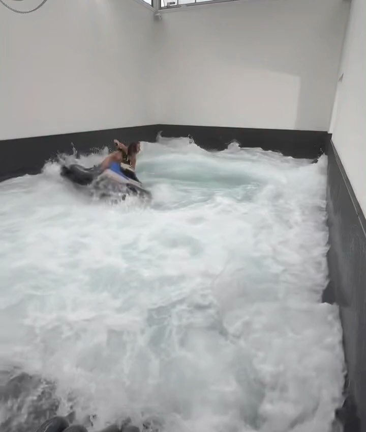 FLORENTINA HOLZINGER for Autre Surveillance. SEAWORLD VENICE, as part of the @austrianpavilion , opens this week. 

Curated by @noralmes , SEAWORLD VENICE &ldquo;an underwater amusement park, sewage treatment plant, and sacred 
building.&rdquo;

Rea