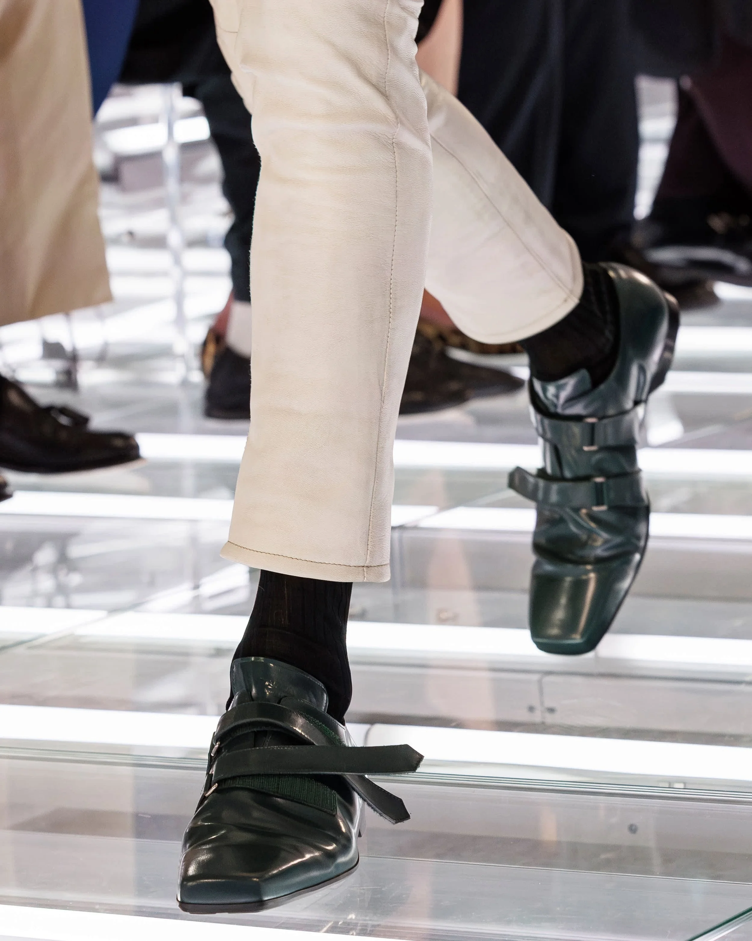 PR_26_Event_SS27MenswearShow_Photo_Details_Derived_NOLOGO_4-5_300dpi_57.jpg