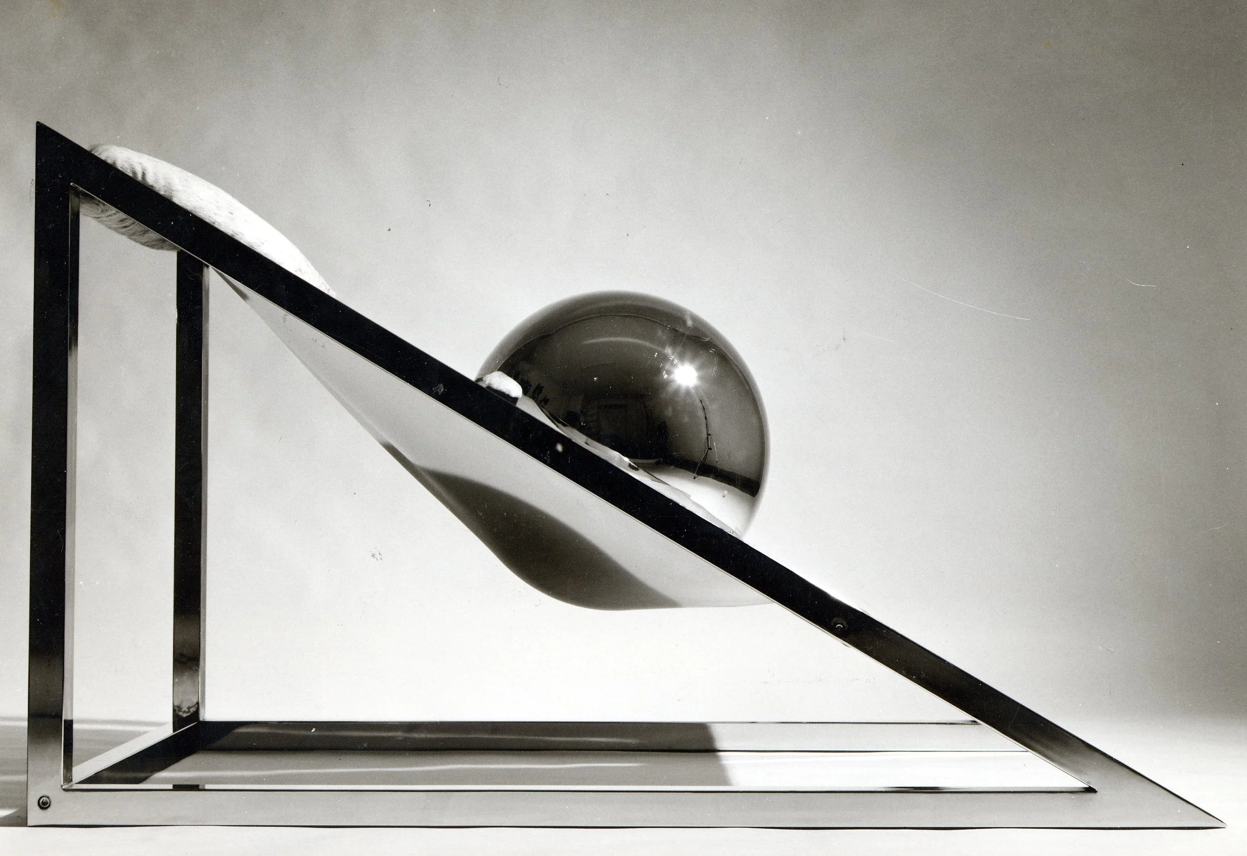 associati miles chair by archizoom