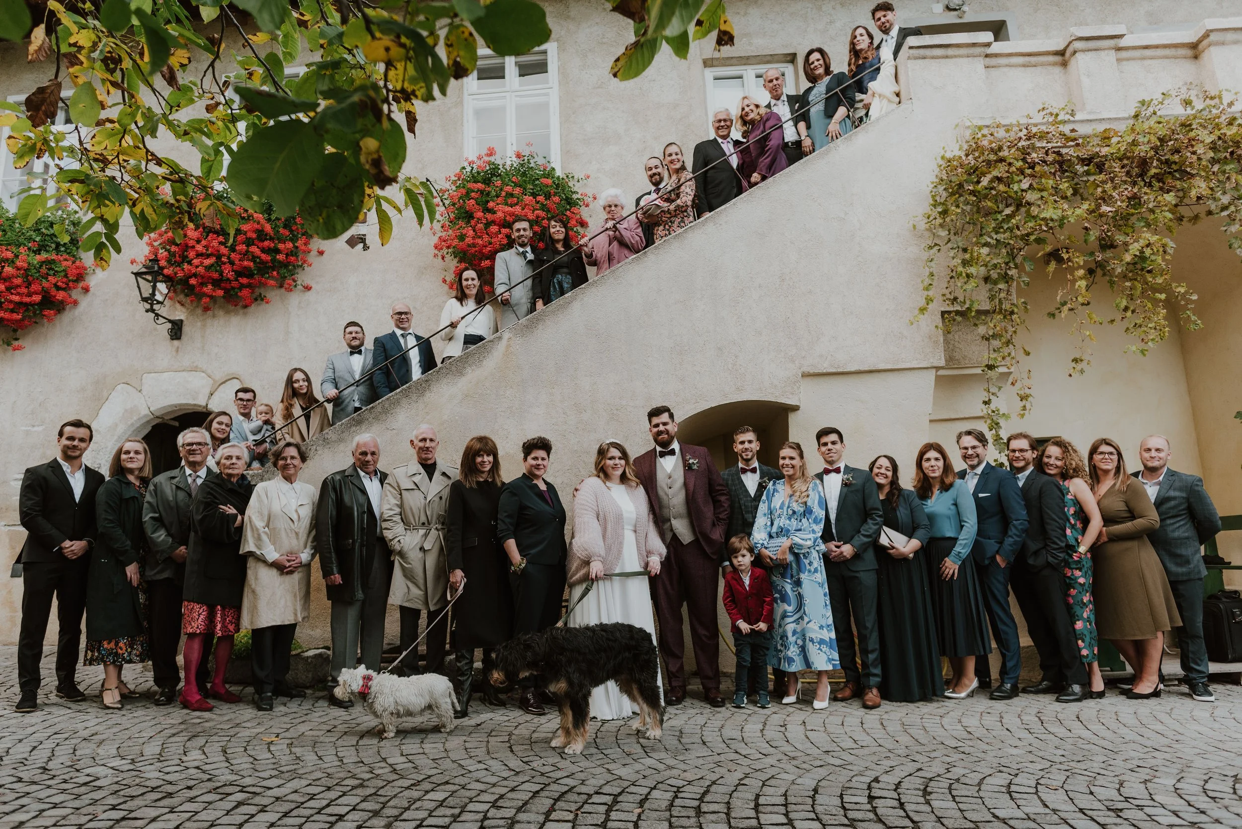 Nina &amp; Michael - A fall wedding at Gut Oberstockstall