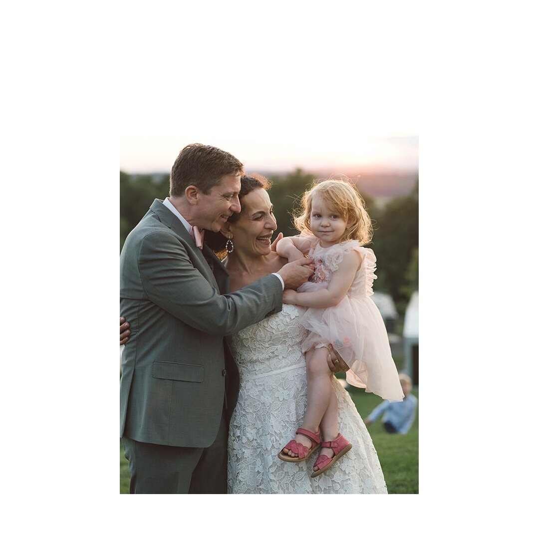 There&rsquo;s a short window of opportunity to get that shot in with smaller kids. Golden rule: adjust your timing to the kid&rsquo;s comfort zone. 

Location: @hannersberg
Rings: @michaelaarldelima 

#weddingstories #hochzeitamhannersberg #realweddi