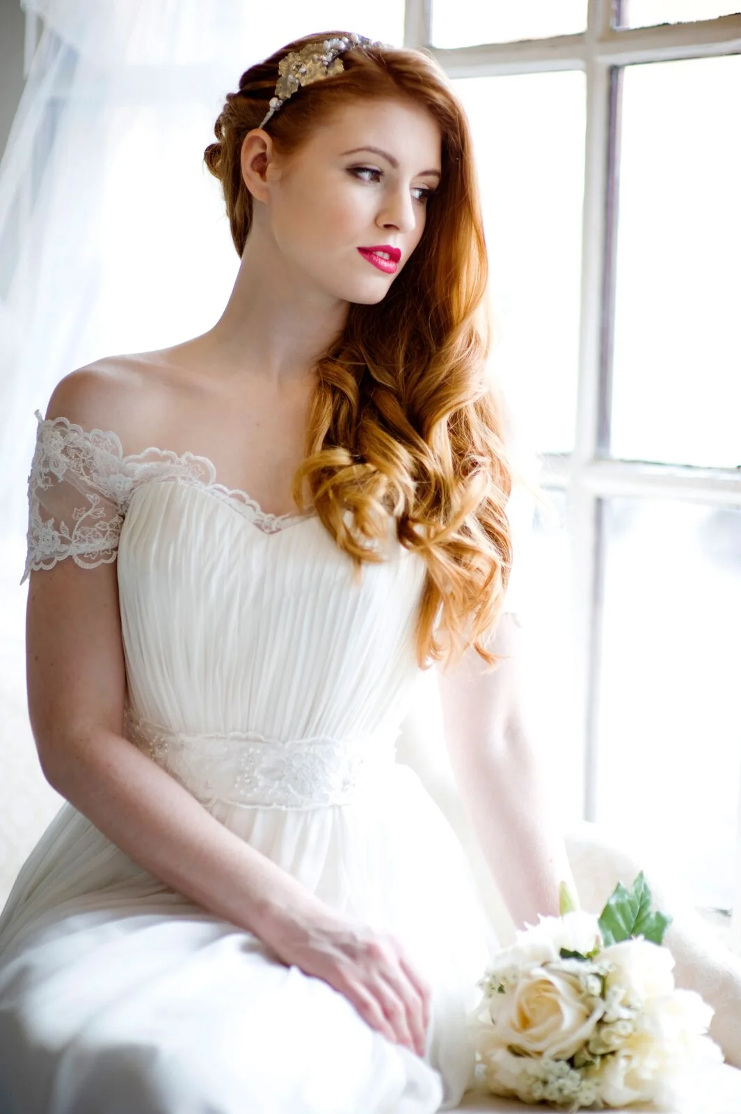 Designer: Natalie Gladman ~Madeline Isaac James Photographer: Carrie Brashaw