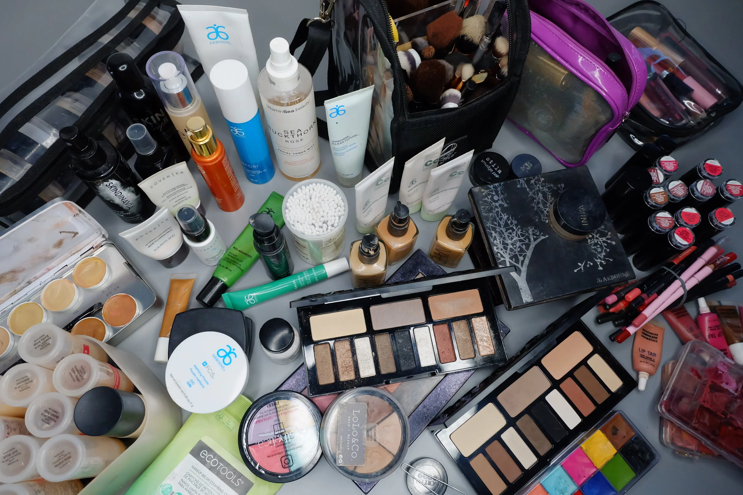 What's in my kit. — Lolo & Co. Hair and Makeup Artist