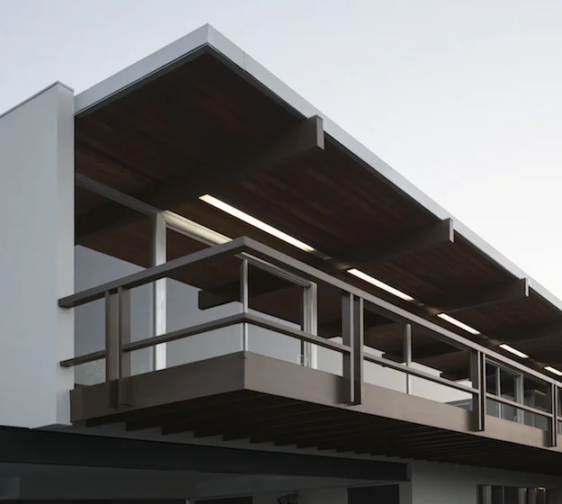 Neutra2.jpg