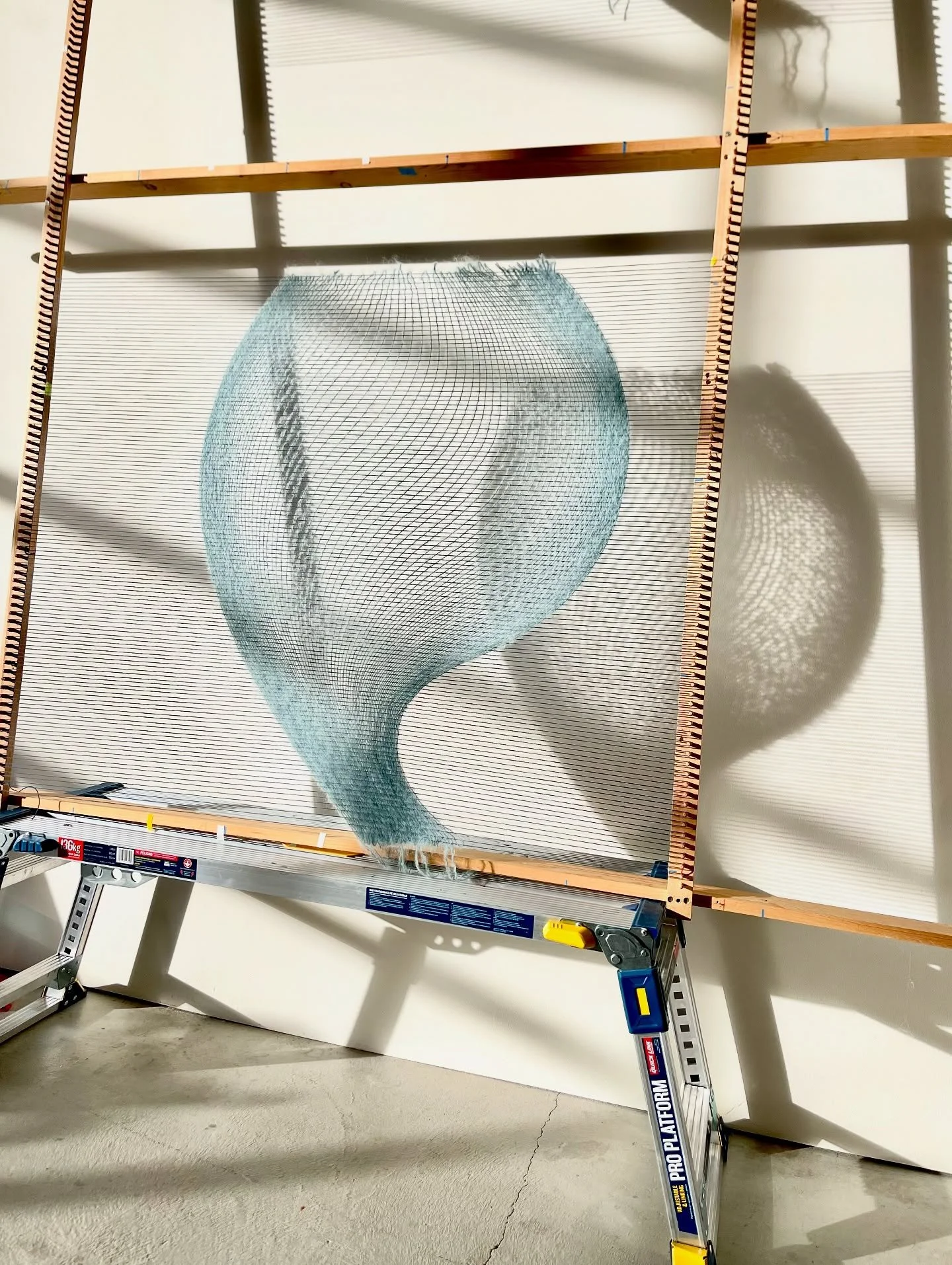 Loom stage of ANCHORED SWELL. Acquired and now part of a private collection in San Diego. 

ANCHORED SWELL
Natural fibers and painted panel 
36 x 30 x 3 in
2025
Completed work on website under Air. 

#미미정 #mimijung