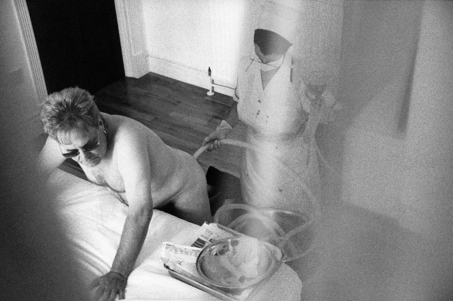 Elton has a Colonic