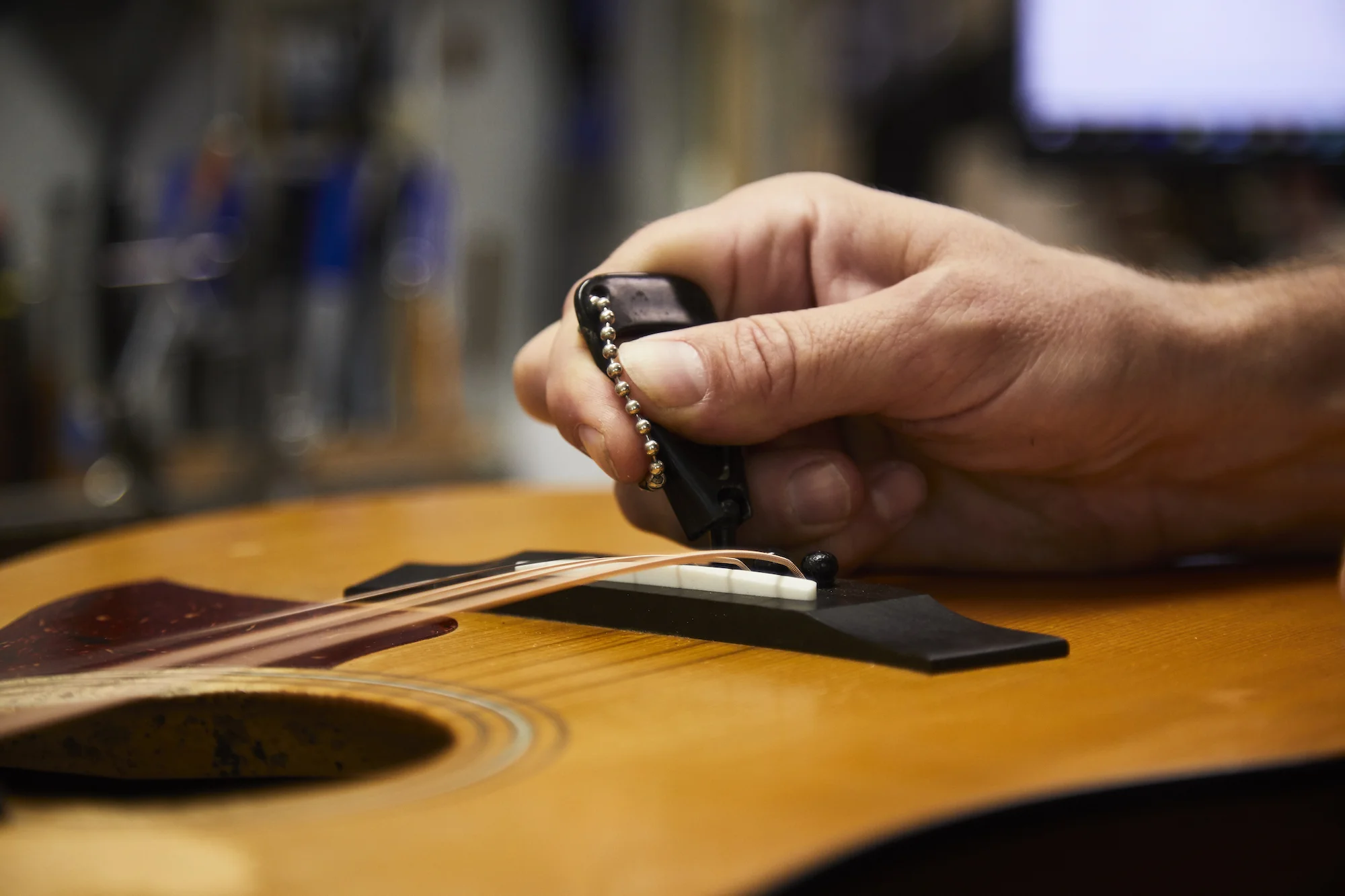 Taylor-BeatieWolfe-Guitar-_I2A8796 copy.jpg