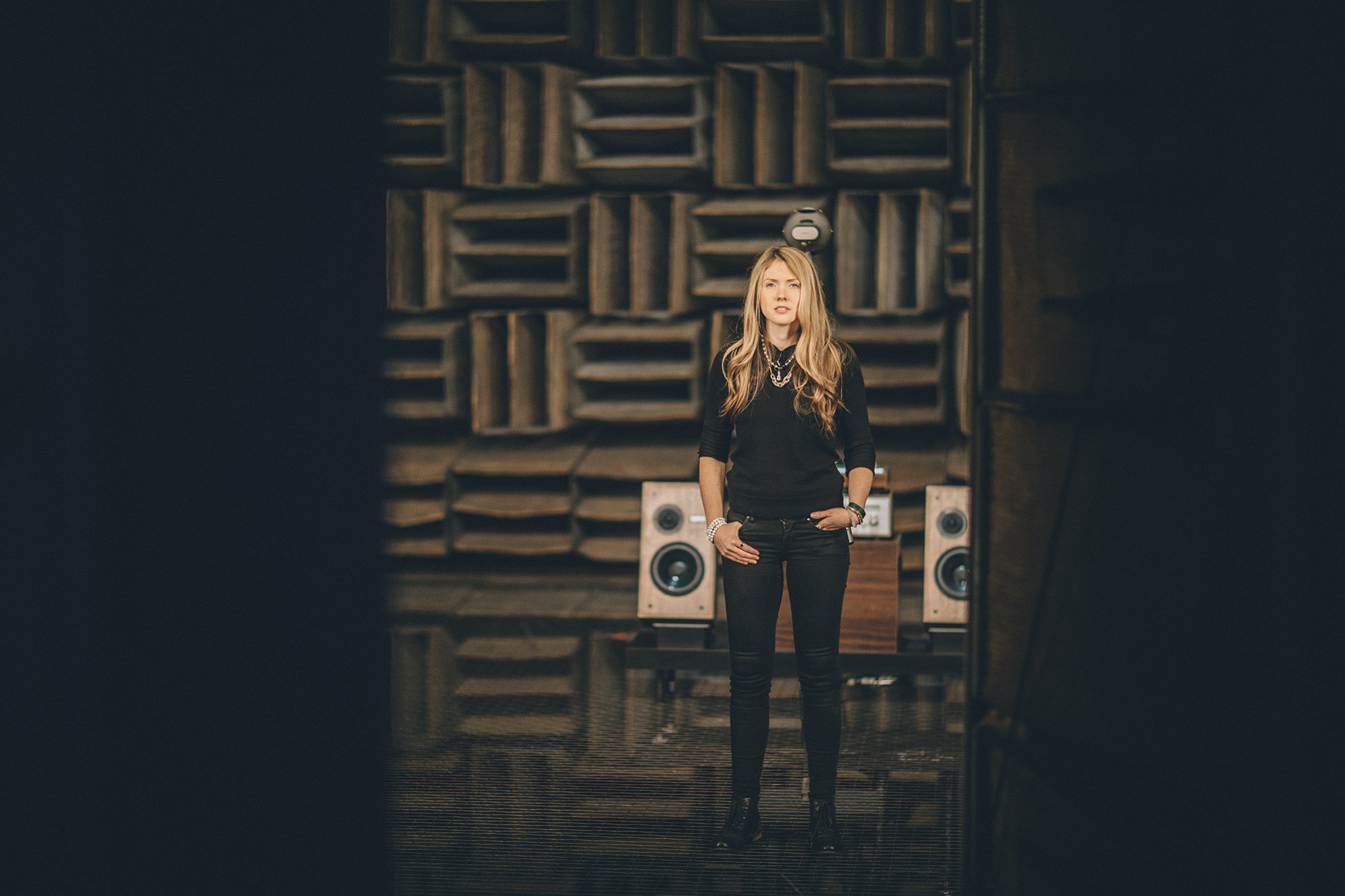 Beatie Wolfe - 2017 Raw Space - in Bell Labs Anechoic Chamber with turntable by Veanne Cao (2).jpg