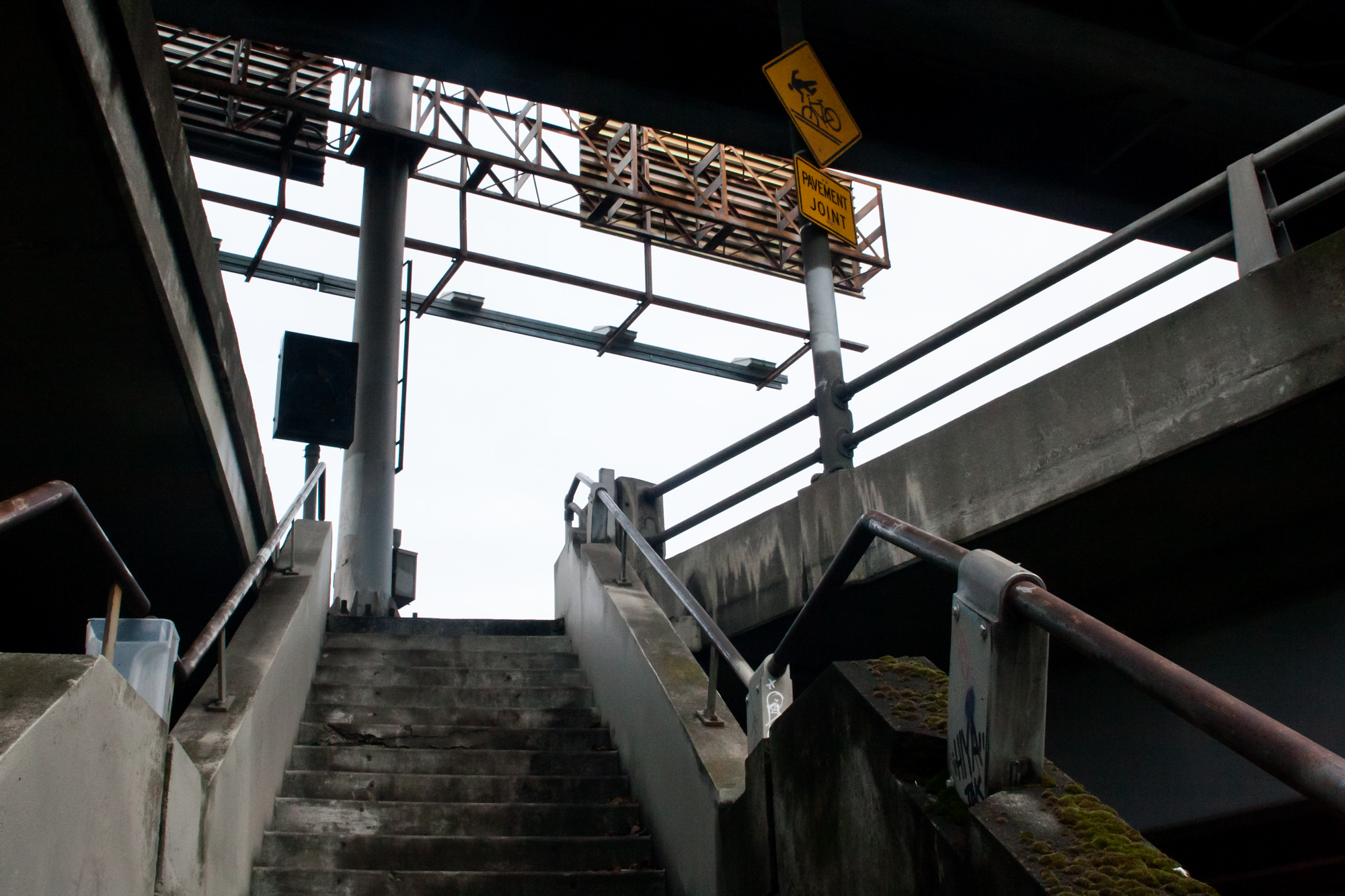 stairs-under-the-morrison-bridge-web-.jpg