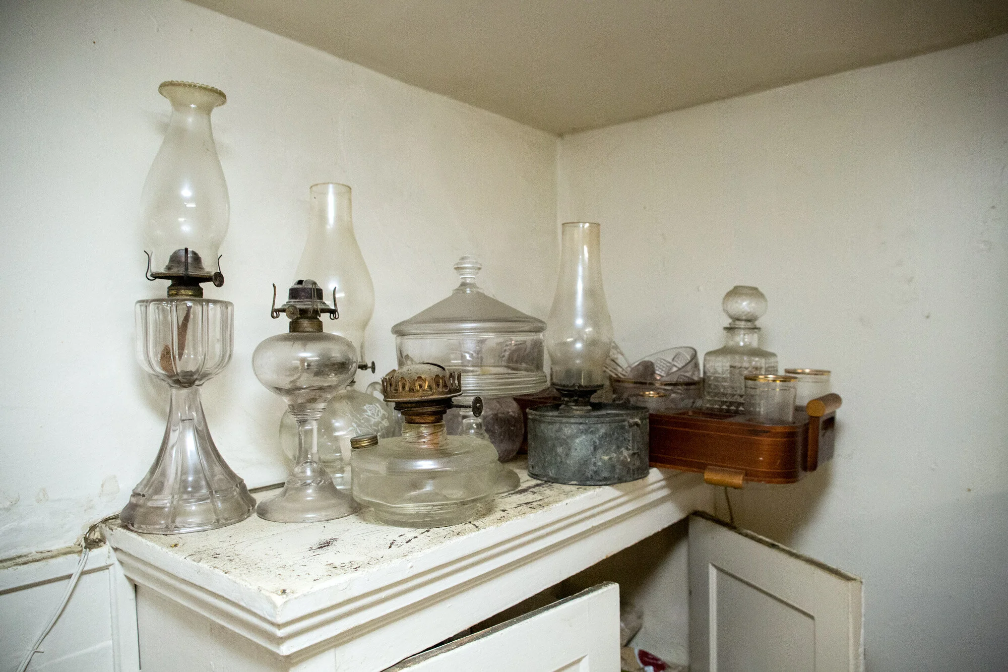 don-case-lanterns-web-.jpg