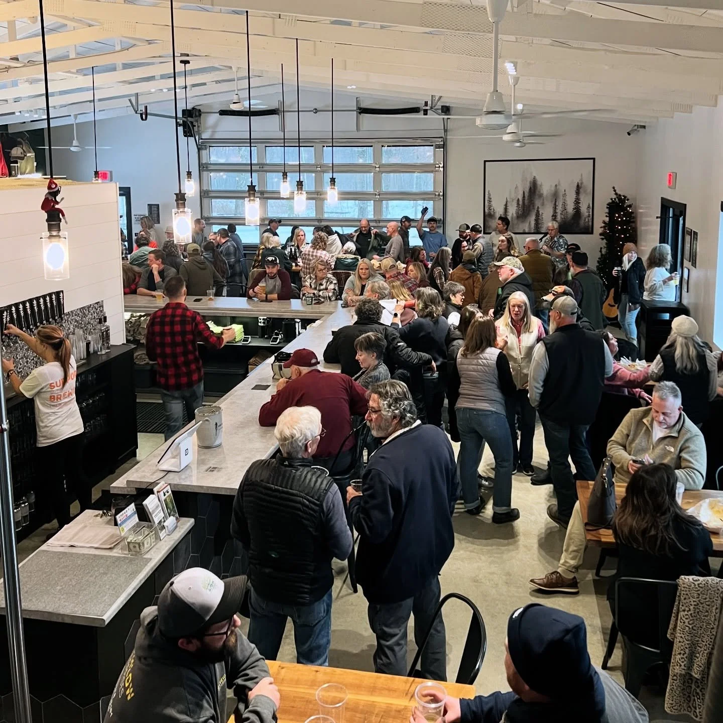 We have the BEST customers🍻❤️&thinsp;
&thinsp;
#CustomerAppreciationDay #ThankYOU&thinsp;
#PACraftBeer #PAWilds #PAMade #HandCraftedBeer #SupportYourLocalBrewery #DrinkLocal #BeerTastesBetterInTheWilds &trade;️ #LostInTheWildsBrewing