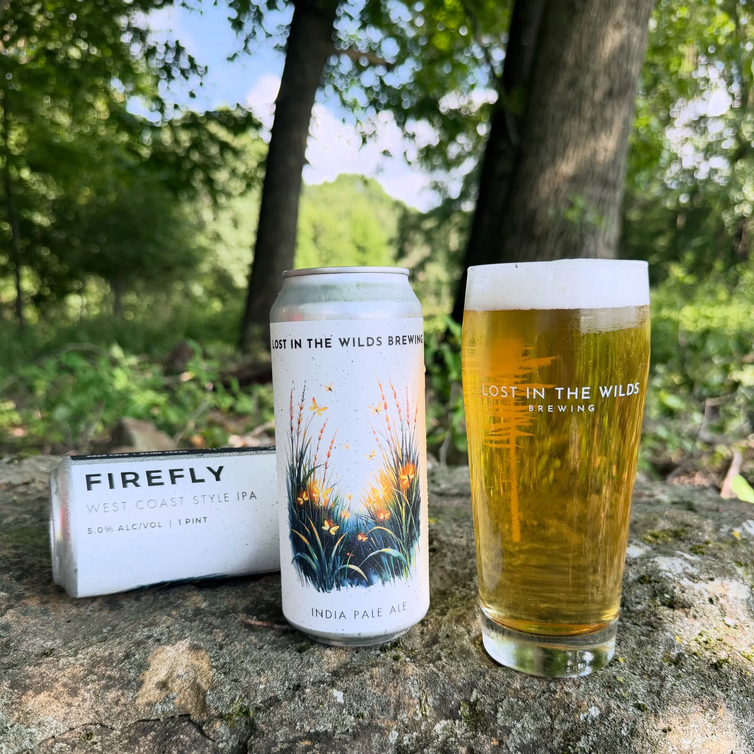 Chase the glow of the wilds ✨🍻🌿
⠀
Our Firefly West Coast IPA is brewed for long summer evenings, crackling campfires, and the quiet moments when the wilds come alive. All Pilsner malt keeps the body light &amp; malt flavor low. Large hop additions 