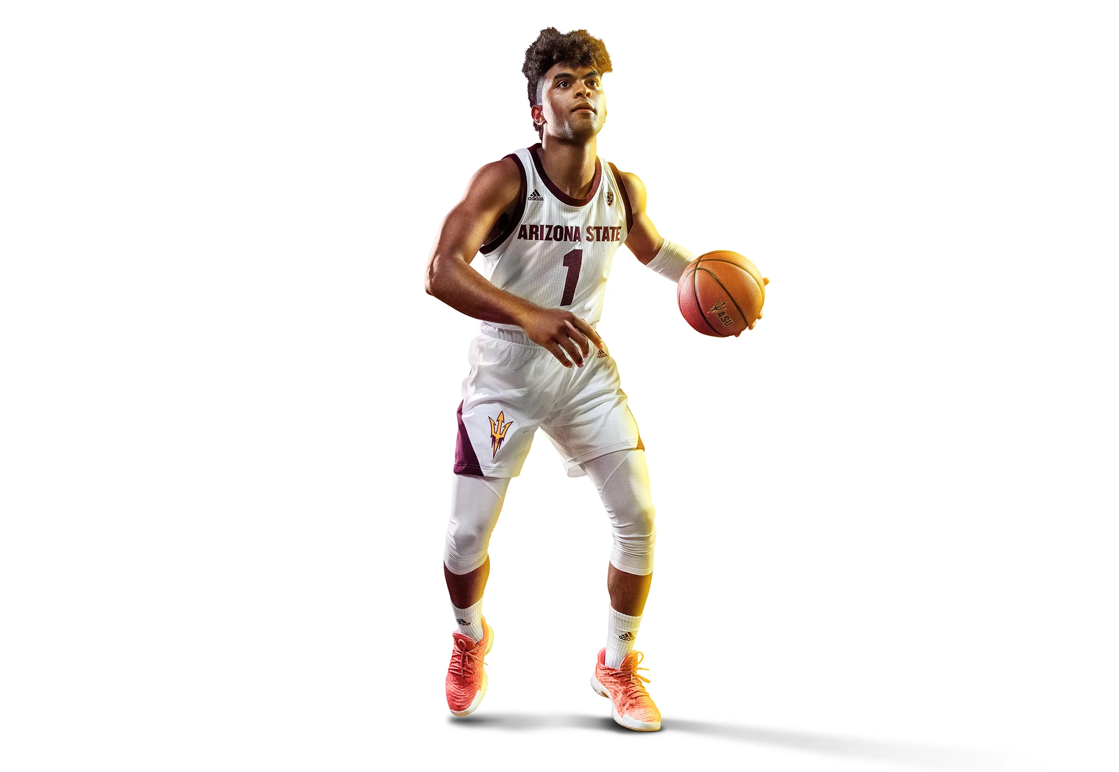 BREAKTHROUGH FY19 ASU SUN DEVIL BASKETBALL Photoshoot Creative Art direction + brand management for all photo shoots for Sun Devil Athletics. Working directly with the photographer + Associate Athletic Director of Marketing to create photos highlighting the athlete during moments of peak performance, celebration + moments of BREAKTHROUGH to achieve above + beyond what is expected. Creative + Art Direction with photographer Blair Bunting cr8@ sun devil athletics, arizona state university