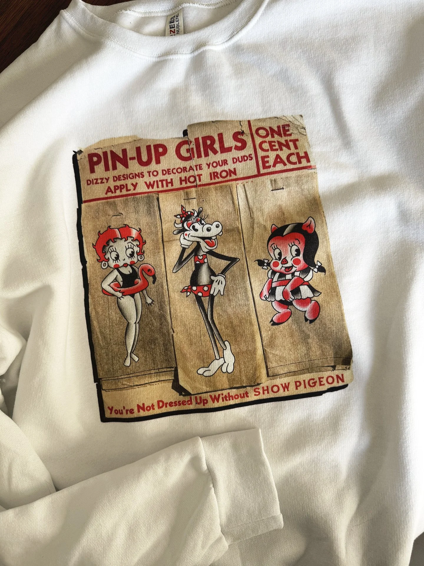 PinUpSweatshirt2.jpg
