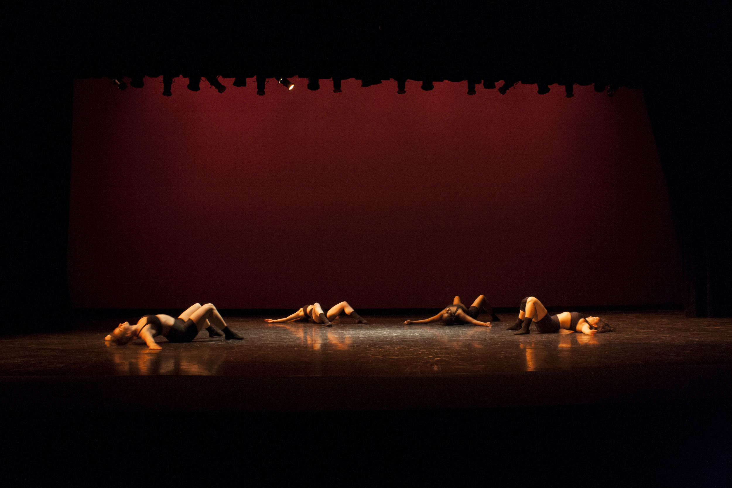   Student Choreograph Showcase 2015   Lighting Designer: Collin Lindgren  Photography: Theresa Kelly 