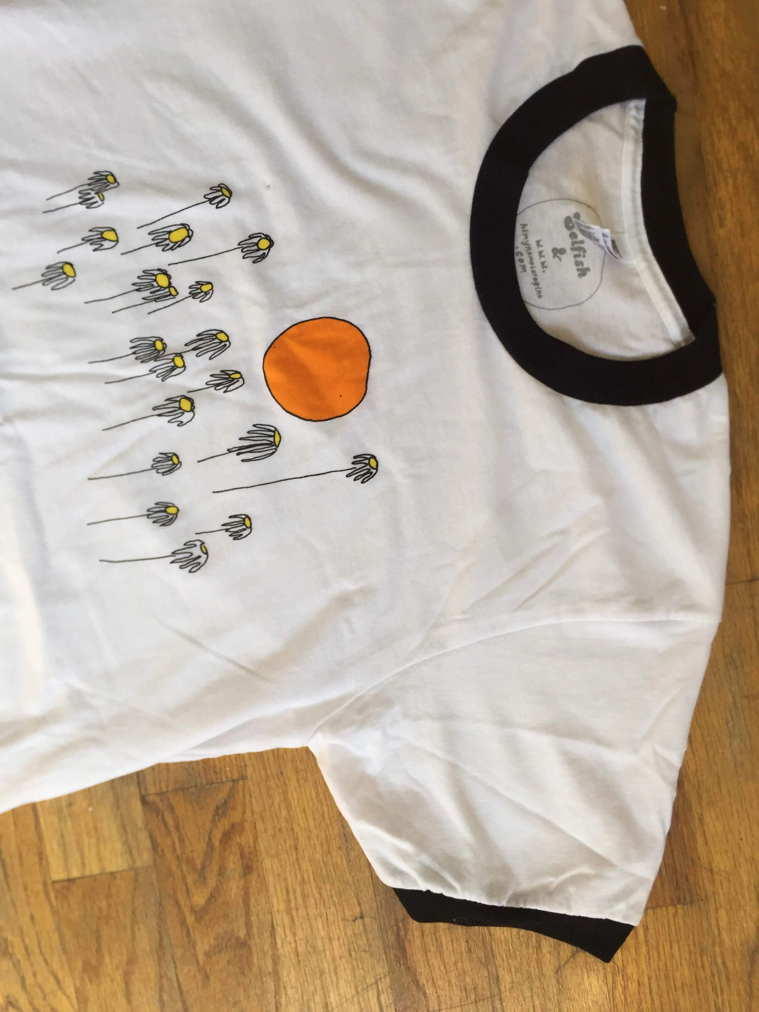 MELTING DAISIES ringer tee - Regina Schilling