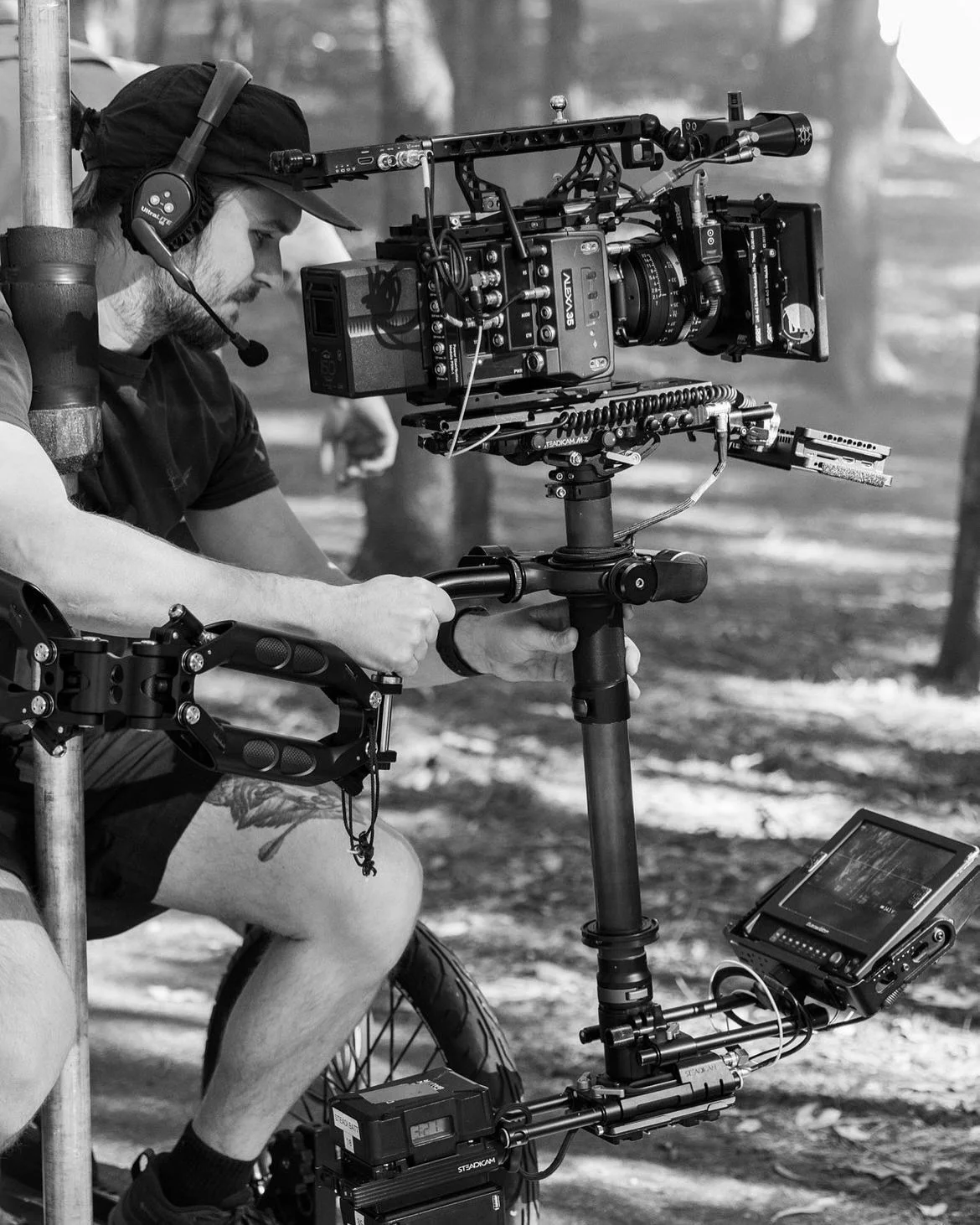 On a recent job DP&rsquo;d by the Don @donny.buppa I was required to track and lead a group of runners moving at speed over uneven terrain so getting the rickshaw out was a no-brainer. This allowed me to focus on composition and framing and added ano