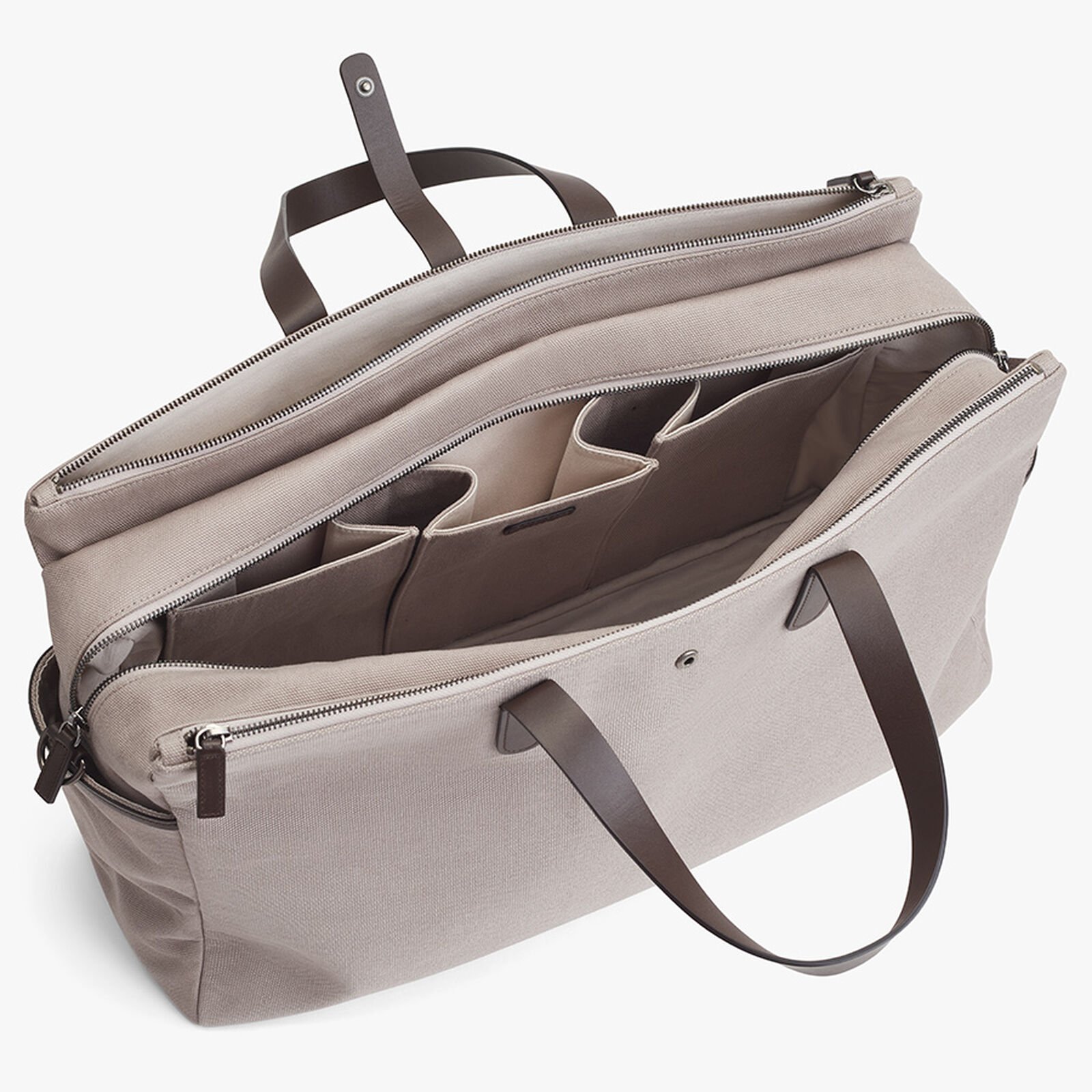 Cuyana's Triple Zipper Weekender Bag for Men — Luxury Men's Fashion ...