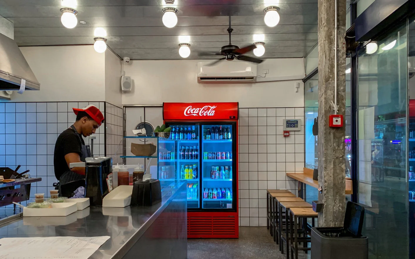 bodega-carlibach-tlv.jpg
