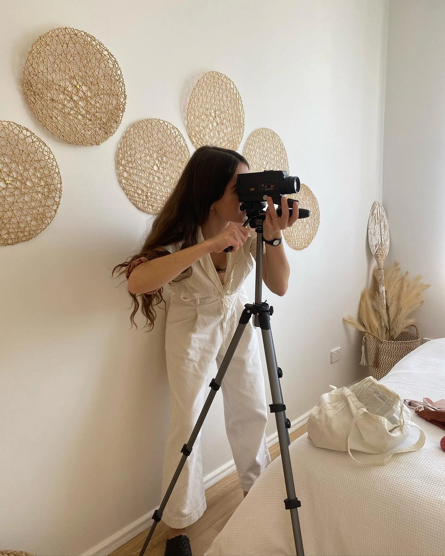 Stuck between a super 8 camera and a hard place 🤓 — shooting for @willowbythesea_ who are now sprinkling their feed with the latest batch of adorable films we crafted for them!