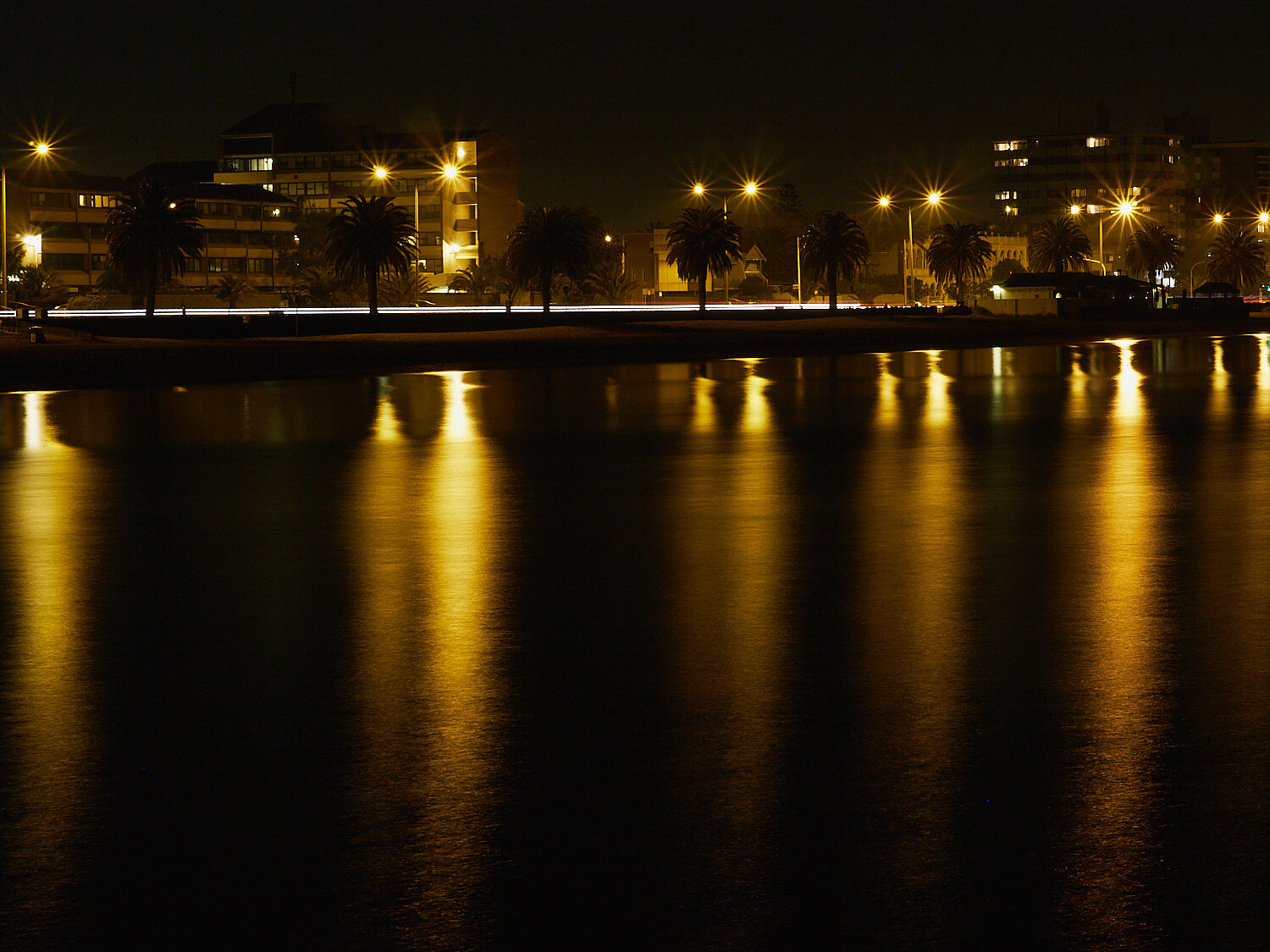 Beach Road, St Kilda 