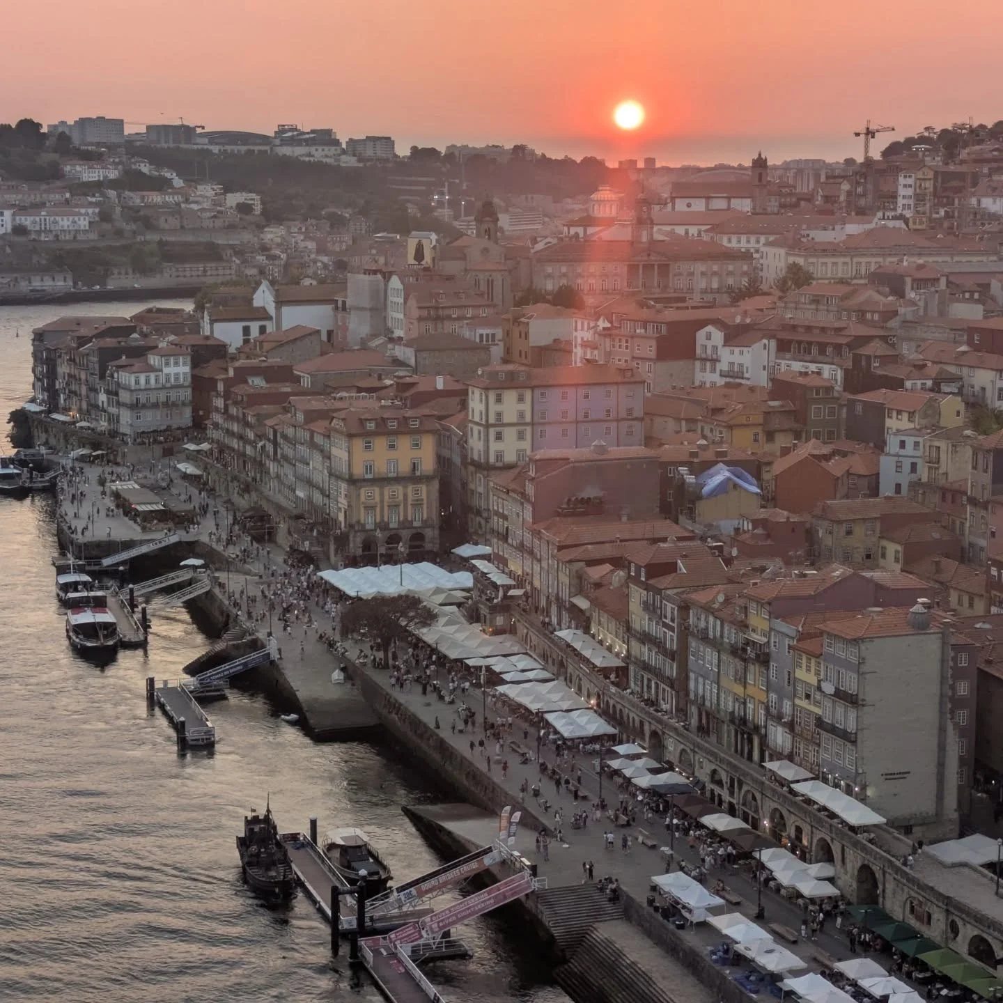 Summer days (and sunny sunsets) in Porto, Lisbon, Sintra and Evora #Portugal 
🌞🇵🇹🍷🍻☺️

#blackrocktraveller #travel #holiday