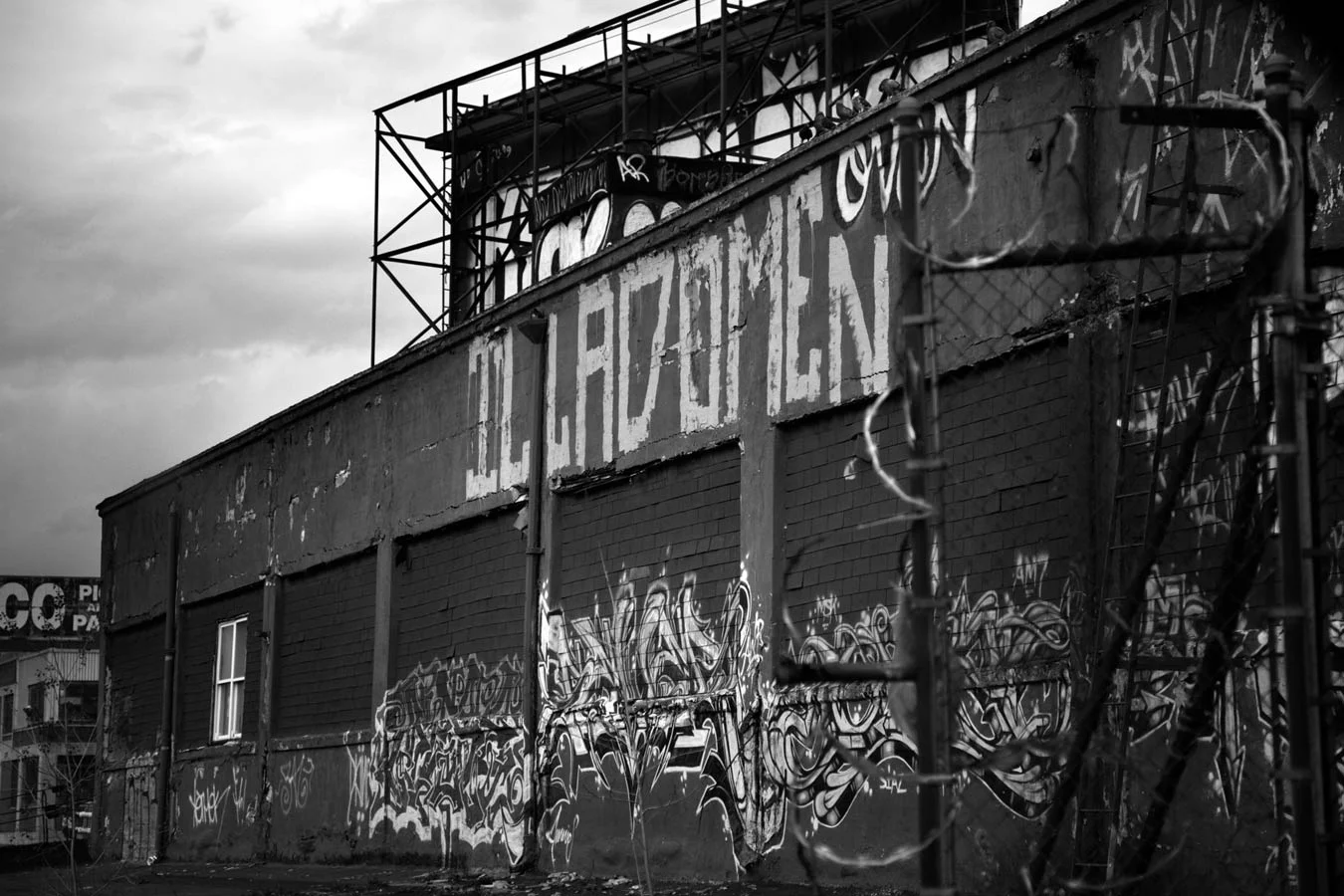 New-Jersey-Graffiti-Building.jpg