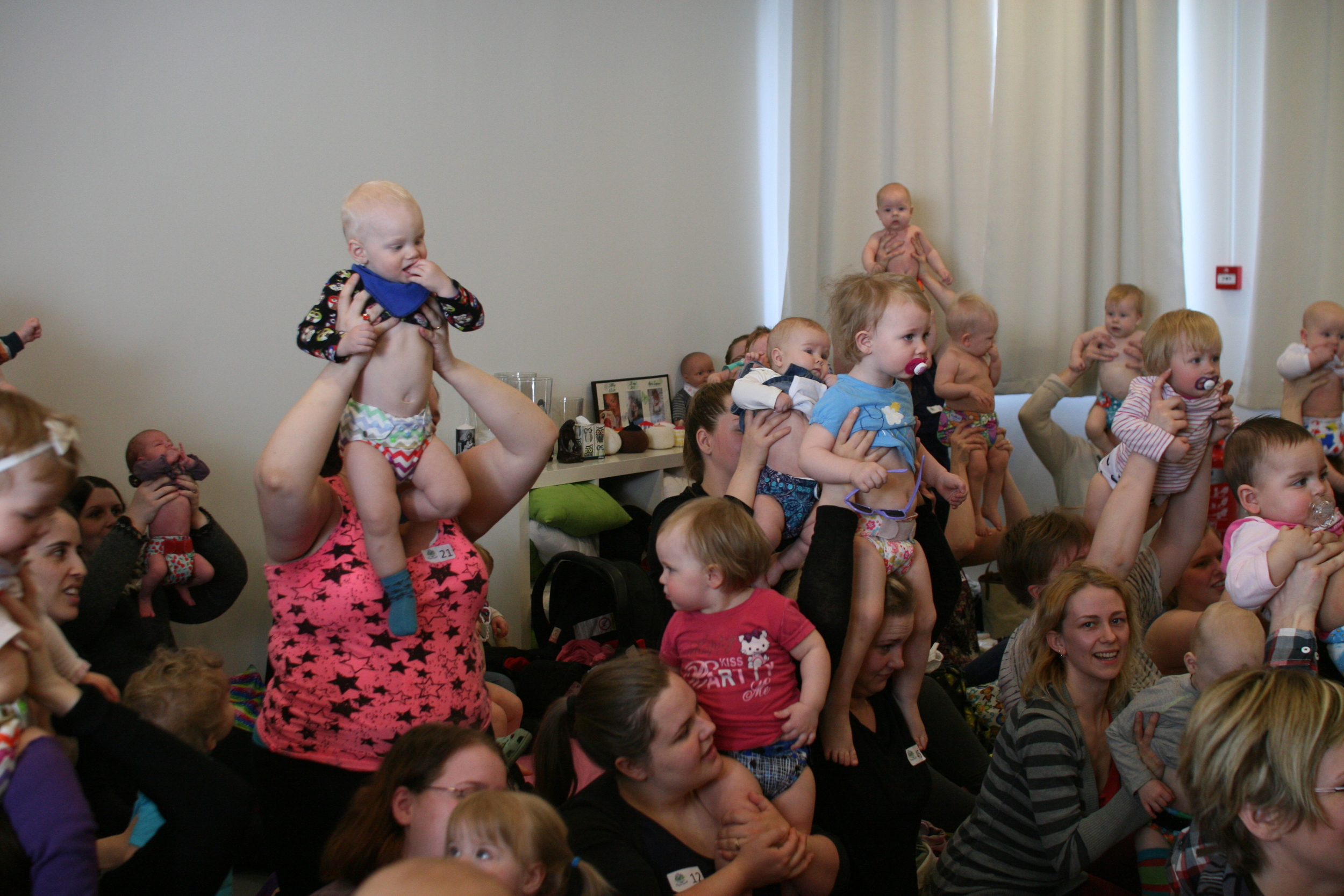 Taubleyjuskiptin miklu // The Great Cloth Diaper Change