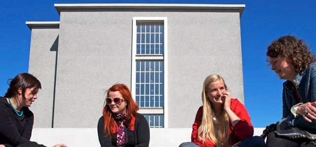 Ráðgjafar á röltinu: náms- og starfsráðgjafar á Háskólatorgi tvisvar í viku