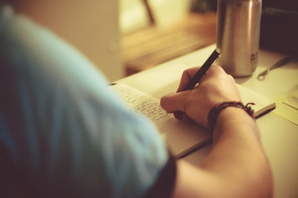 Sigurljóð 2. ritlistarkeppni Stúdentablaðsins ásamt umsögn dómara