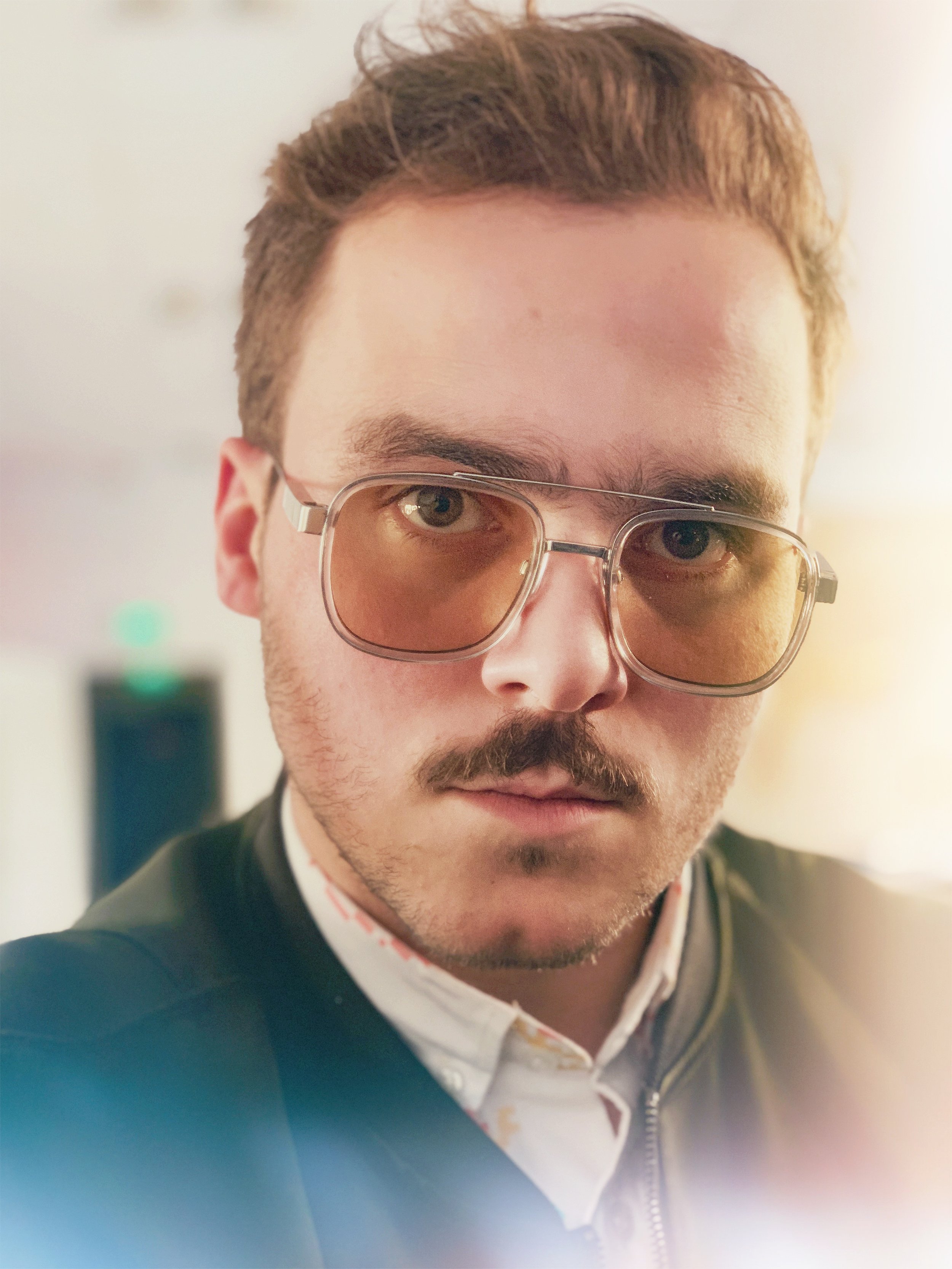 Sólargeisli að sunnan: Viðtal við Vilhelm Neto