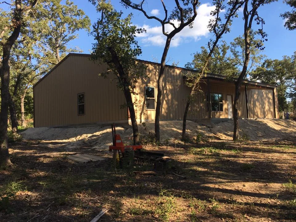 Enclosed Building (Barndominium)
