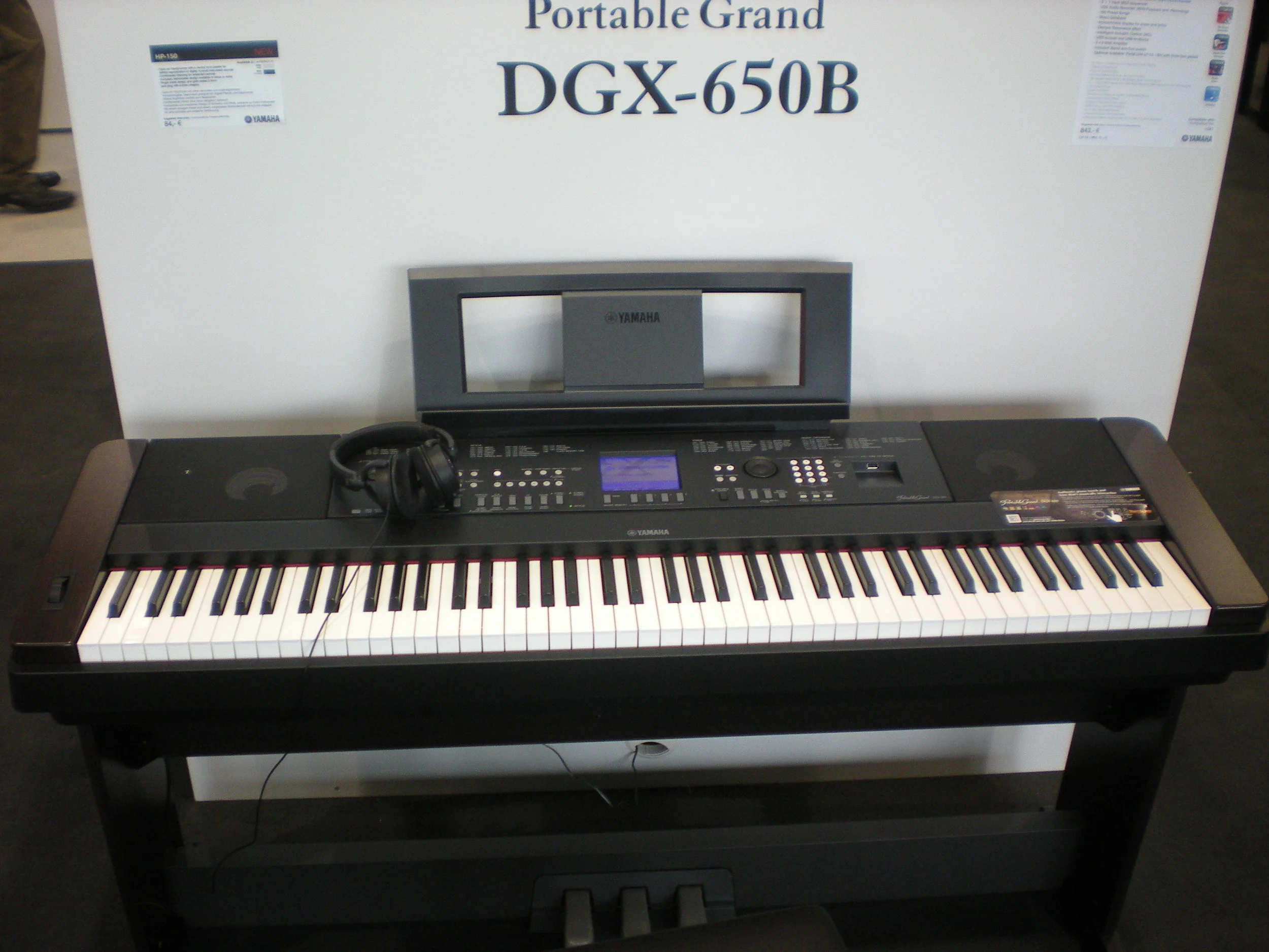 Yamaha DGX-650