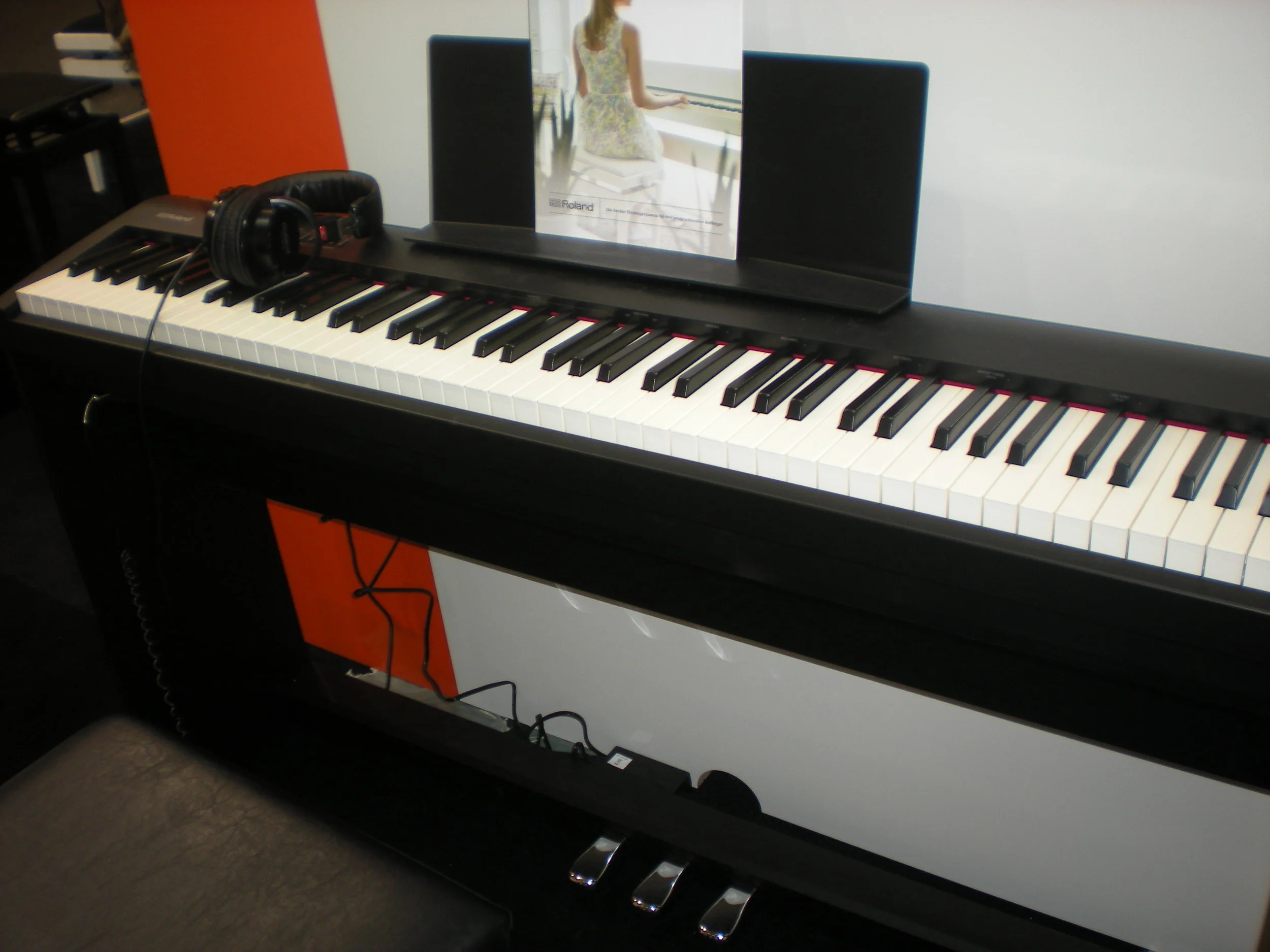 Roland FP-30
