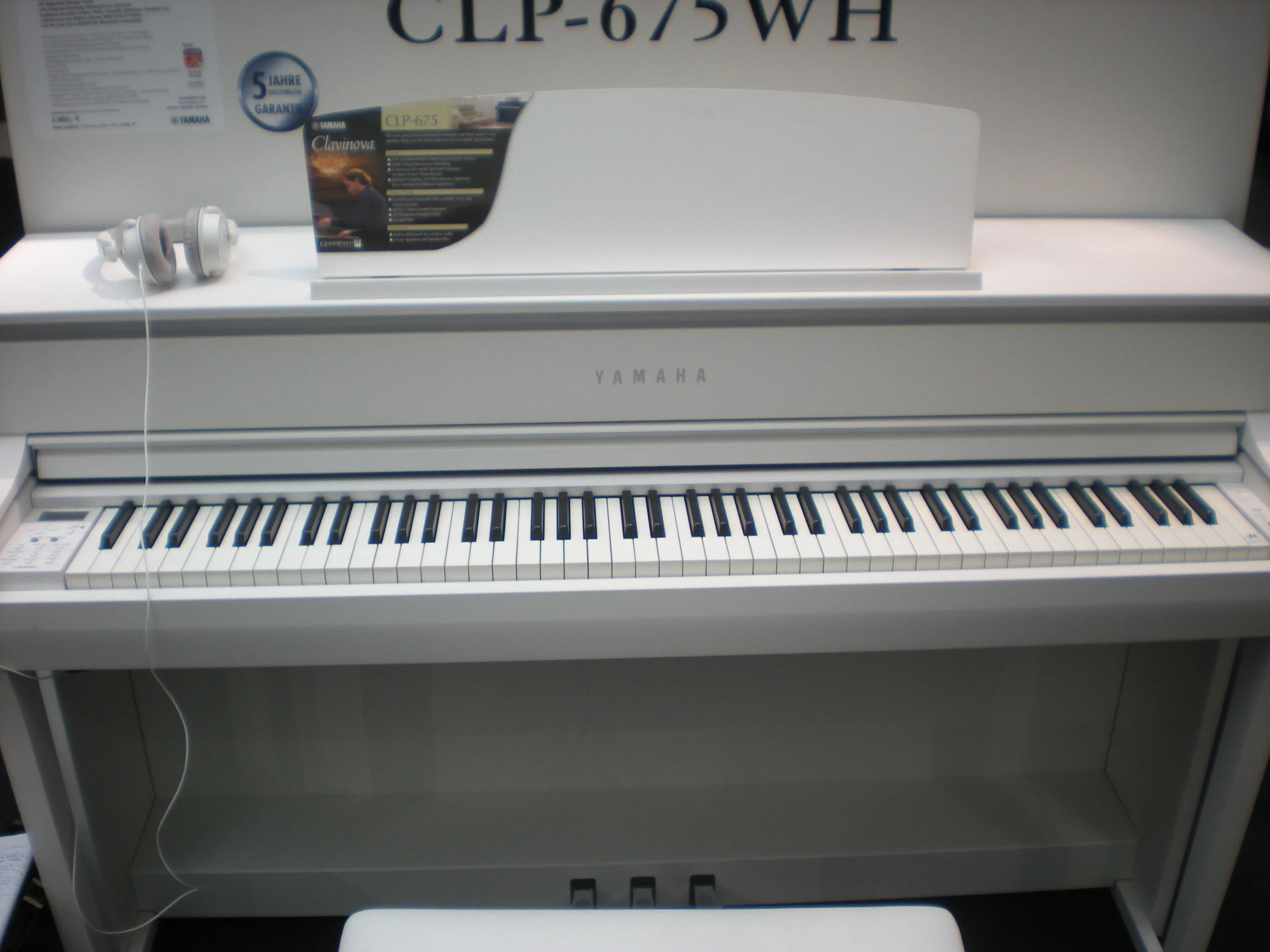 Yamaha CLP-675