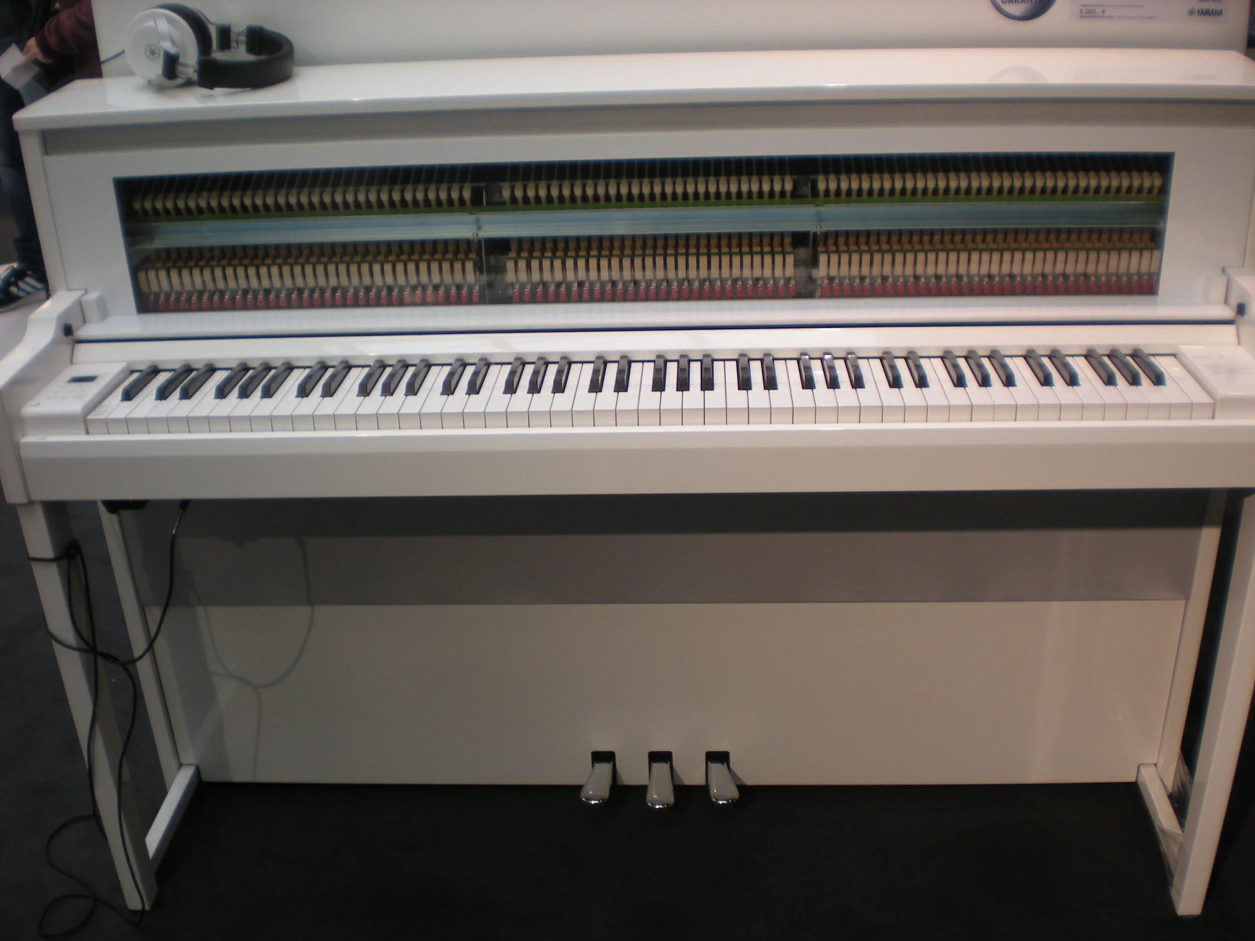 Yamaha NU1